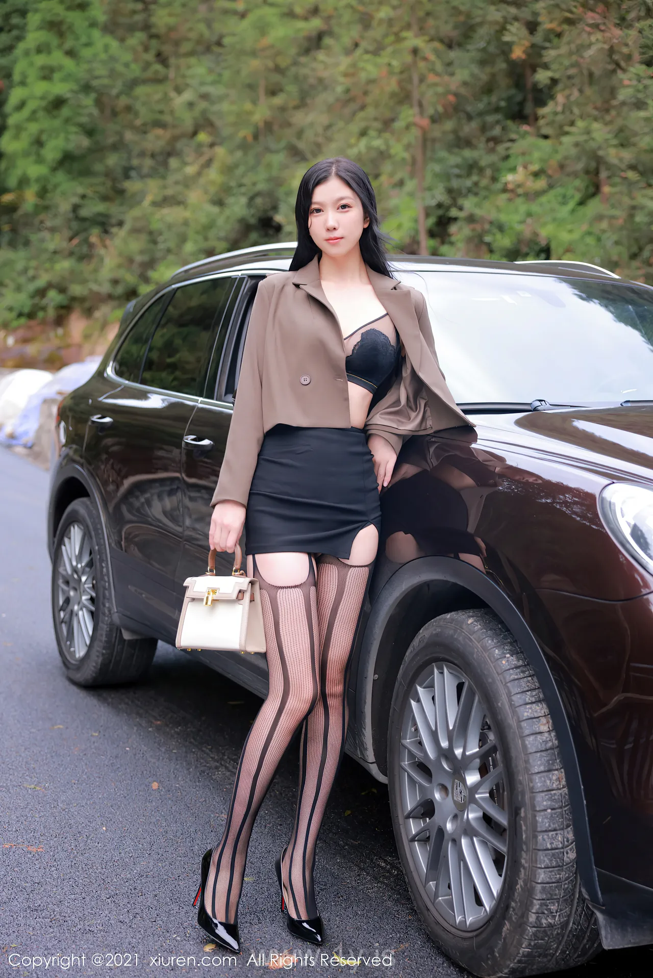 XIUREN(秀人网) NO.4179 Stylish Chinese Women 李雅柔182CM