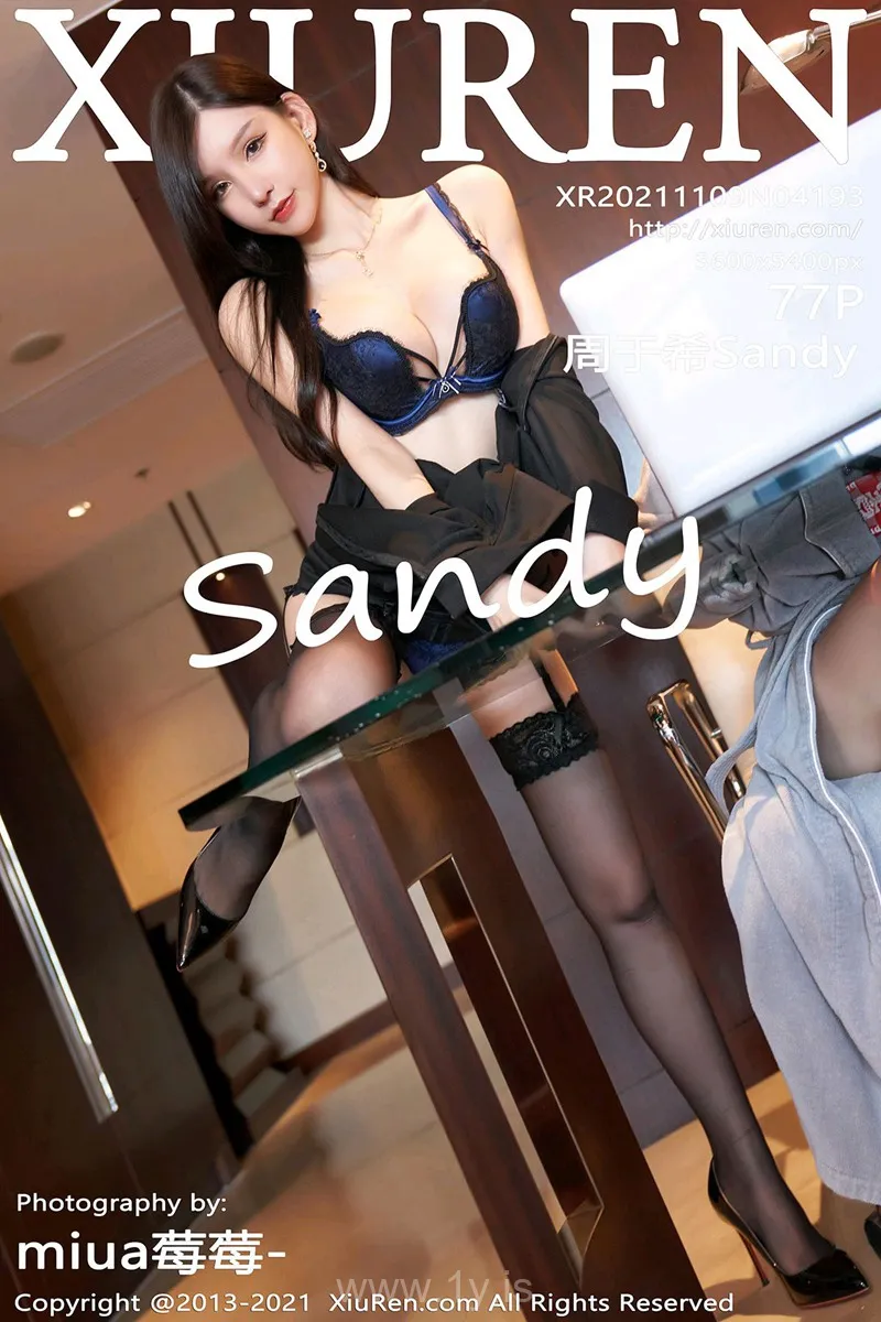 XIUREN(秀人网) NO.4193 Well-developed & Trendy Asian Mature Princess 周于希Sandy