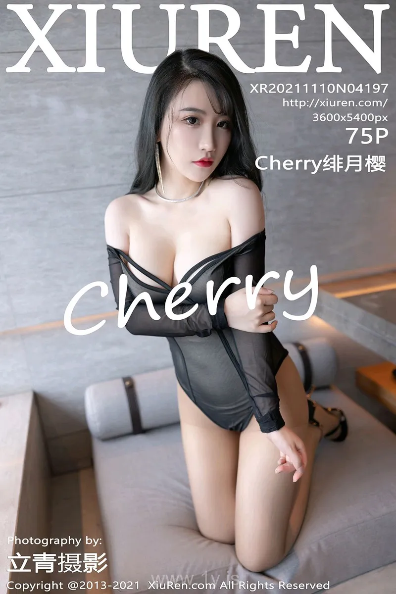 XIUREN(秀人网) NO.4197 Refined & Delightful Asian Babe Cherry绯月樱