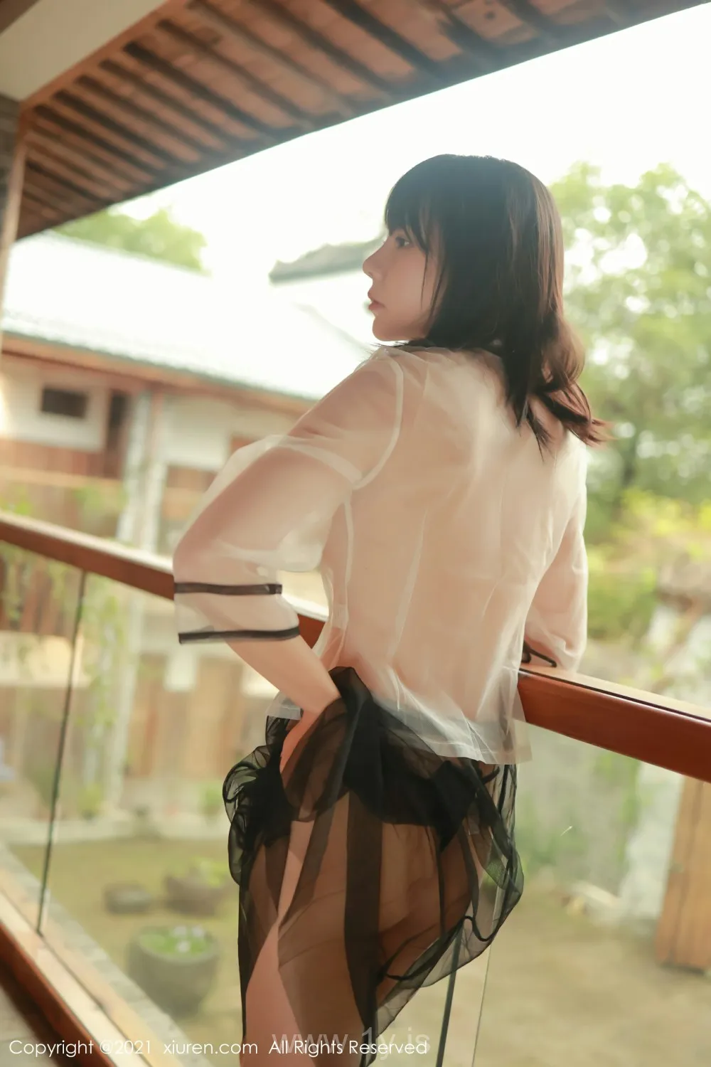 XIUREN(秀人网) NO.4234 Charming & Fashionable Chinese Homebody Girl 韩希蕾