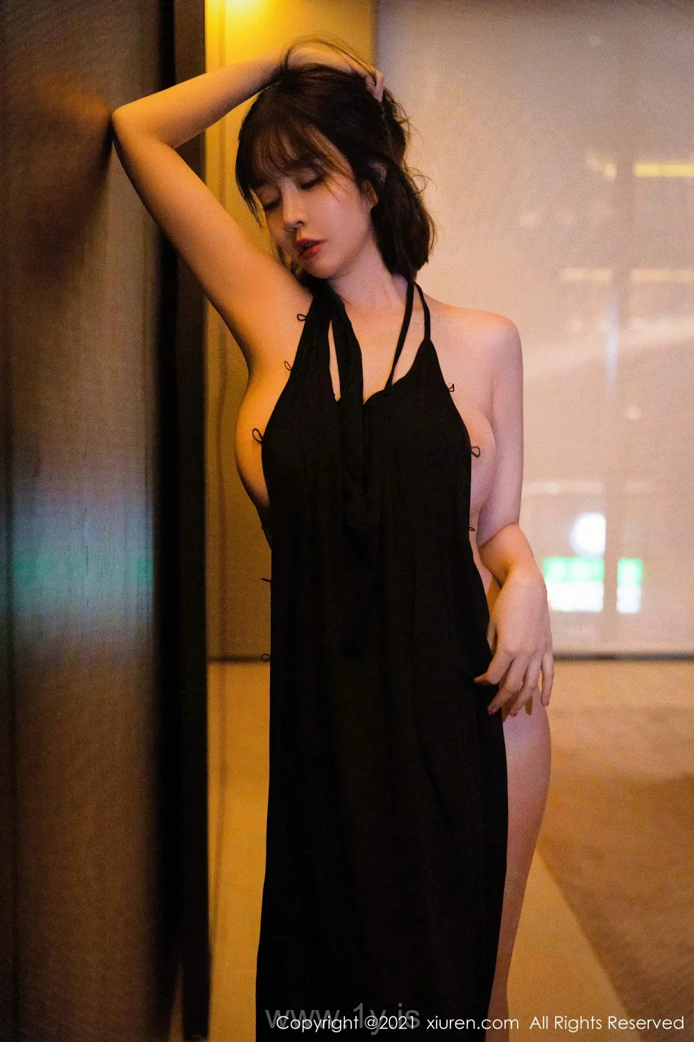 XIUREN(秀人网) NO.4325 Hot & Trendy Asian Cutie 王雨纯_黑色长裙