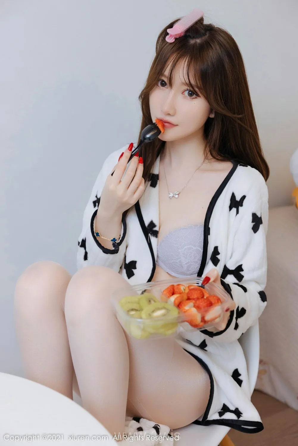 XIUREN(秀人网) NO.4365 Appealing & Charming Asian Cutie 美桃酱_韩国女主持
