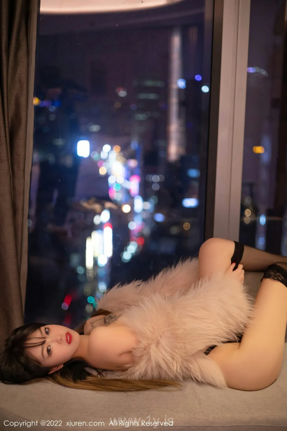 XIUREN(秀人网) NO.4441 Stylish & Exquisite Chinese Mature Princess 奶瓶._黑丝美腿