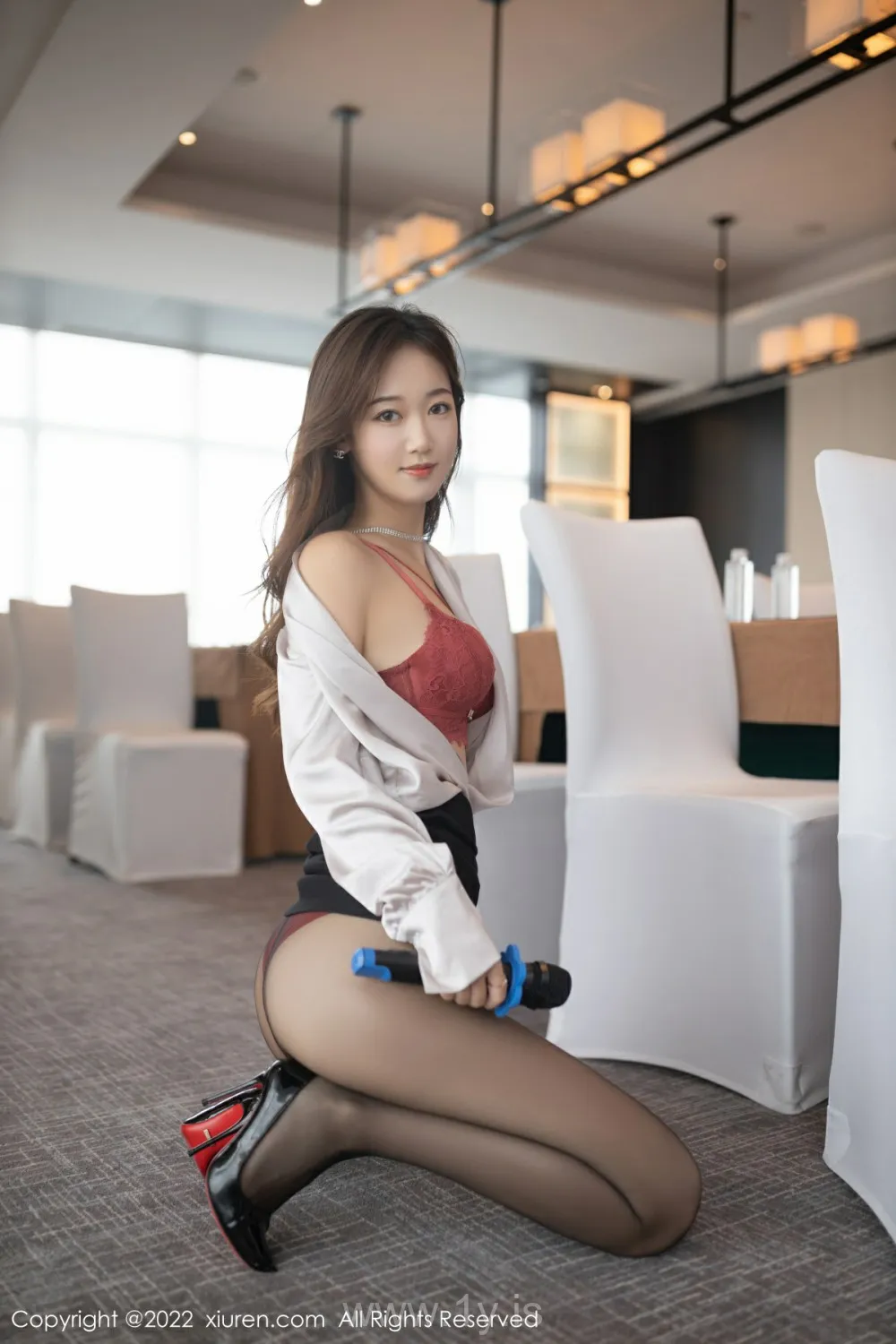 XIUREN(秀人网) NO.4485 Breathtaking & Good-looking Asian Hottie 唐安琪_性感主持人
