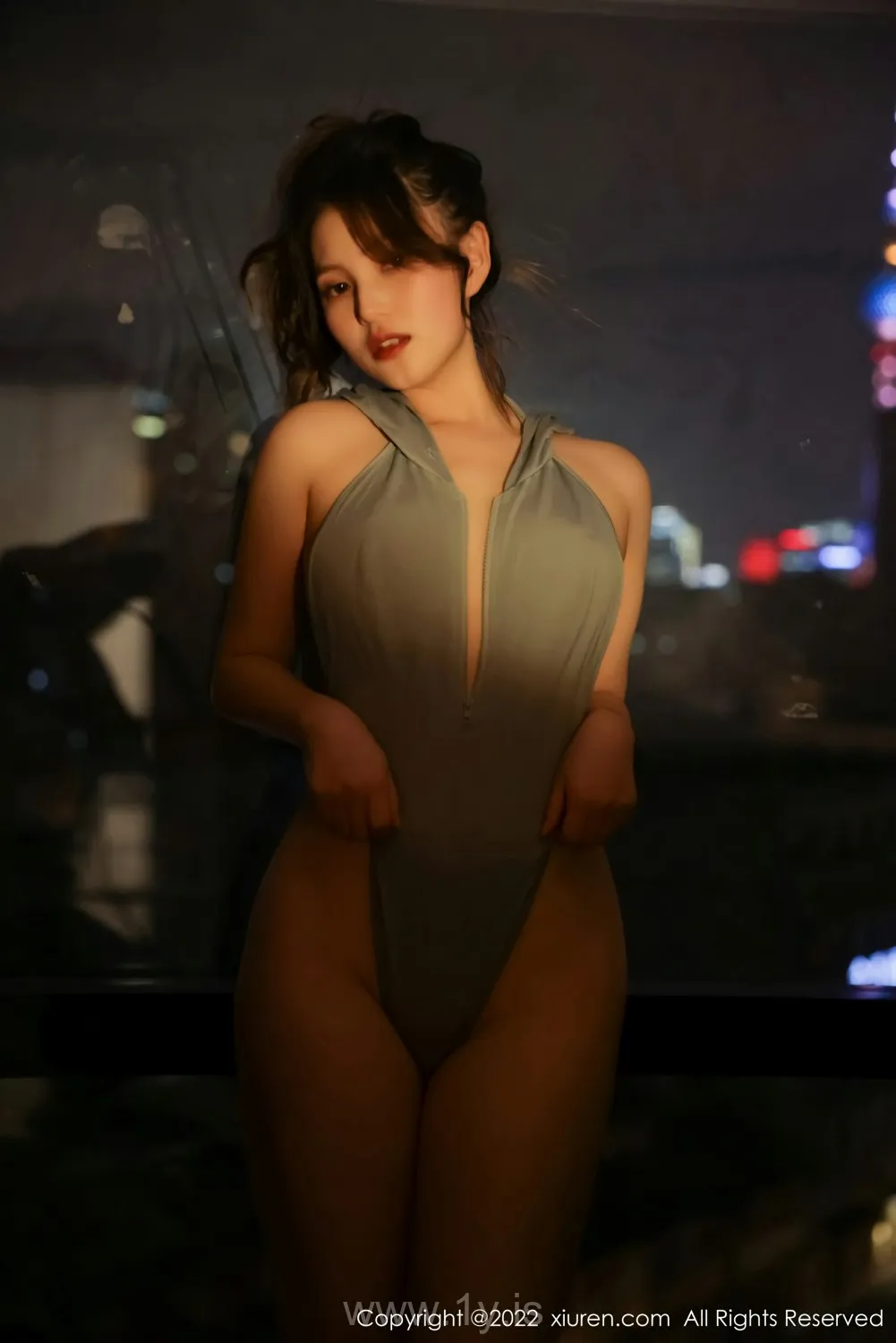 XIUREN(秀人网) NO.4490 Graceful Asian Girl 你的兔妹妹_居家女友