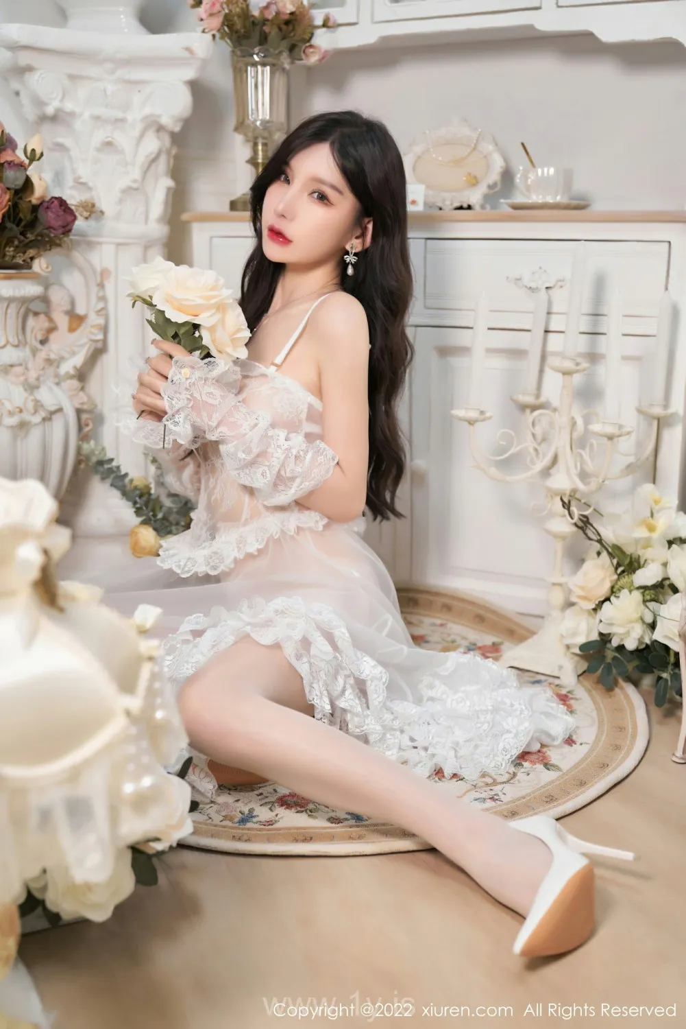 XIUREN(秀人网) NO.4499 Stylish & Fashionable Asian Beauty 周于希Sally_透明长裙