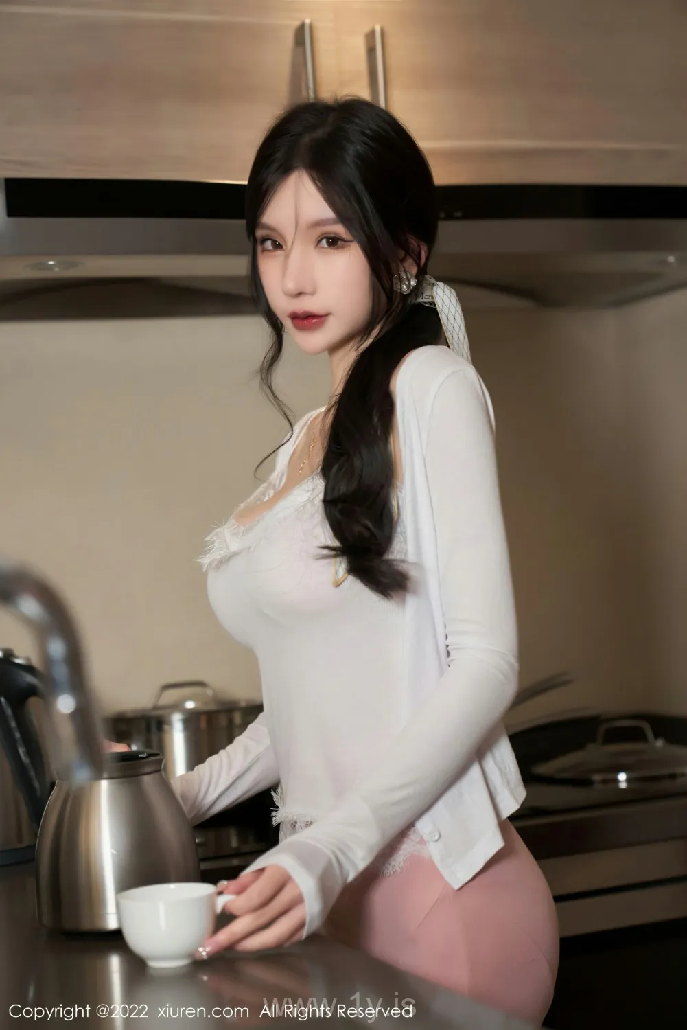 XIUREN(秀人网) NO.4517 Lively Chinese Mature Princess 周于希Sally_粉色裙子