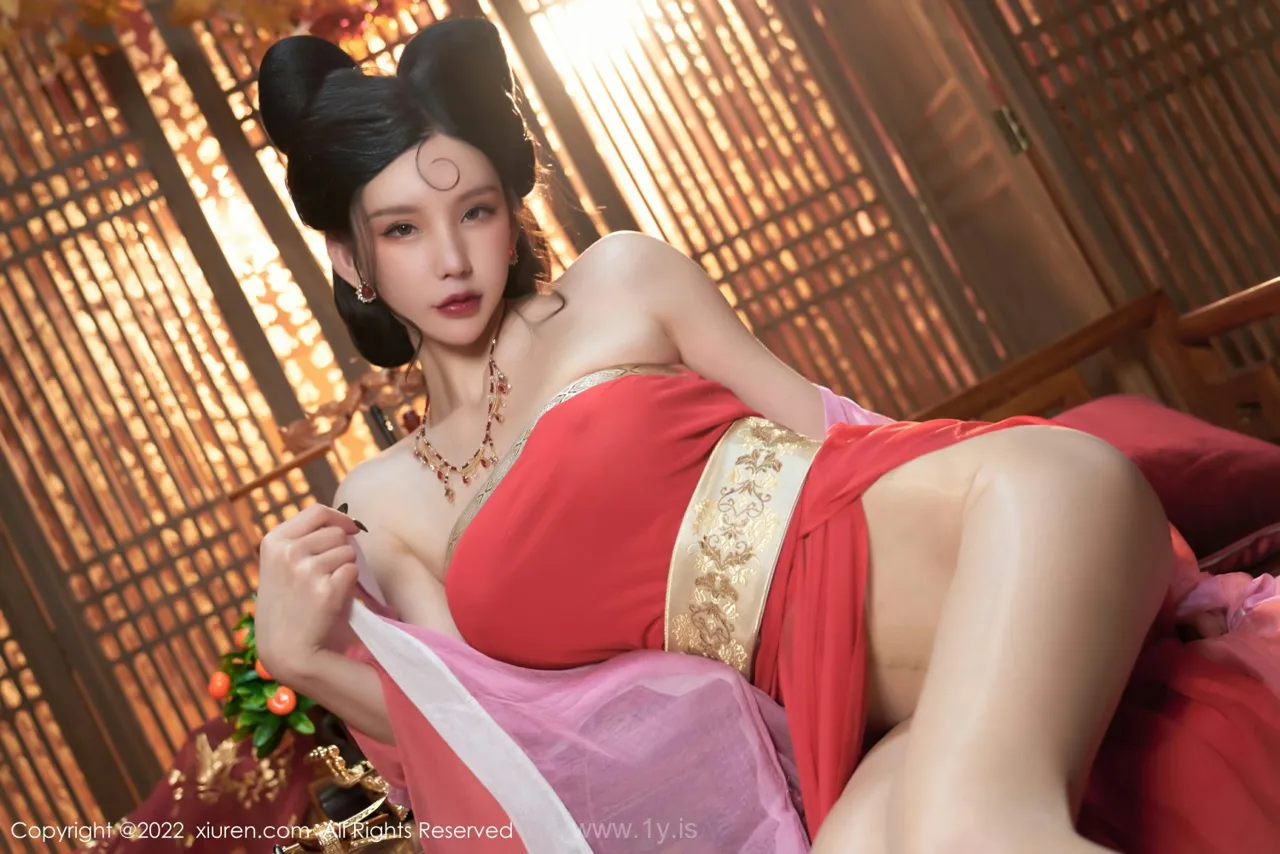 XIUREN(秀人网) NO.4575 Irresistible & Slender Chinese Hottie 周于希Sally_春宵苦短