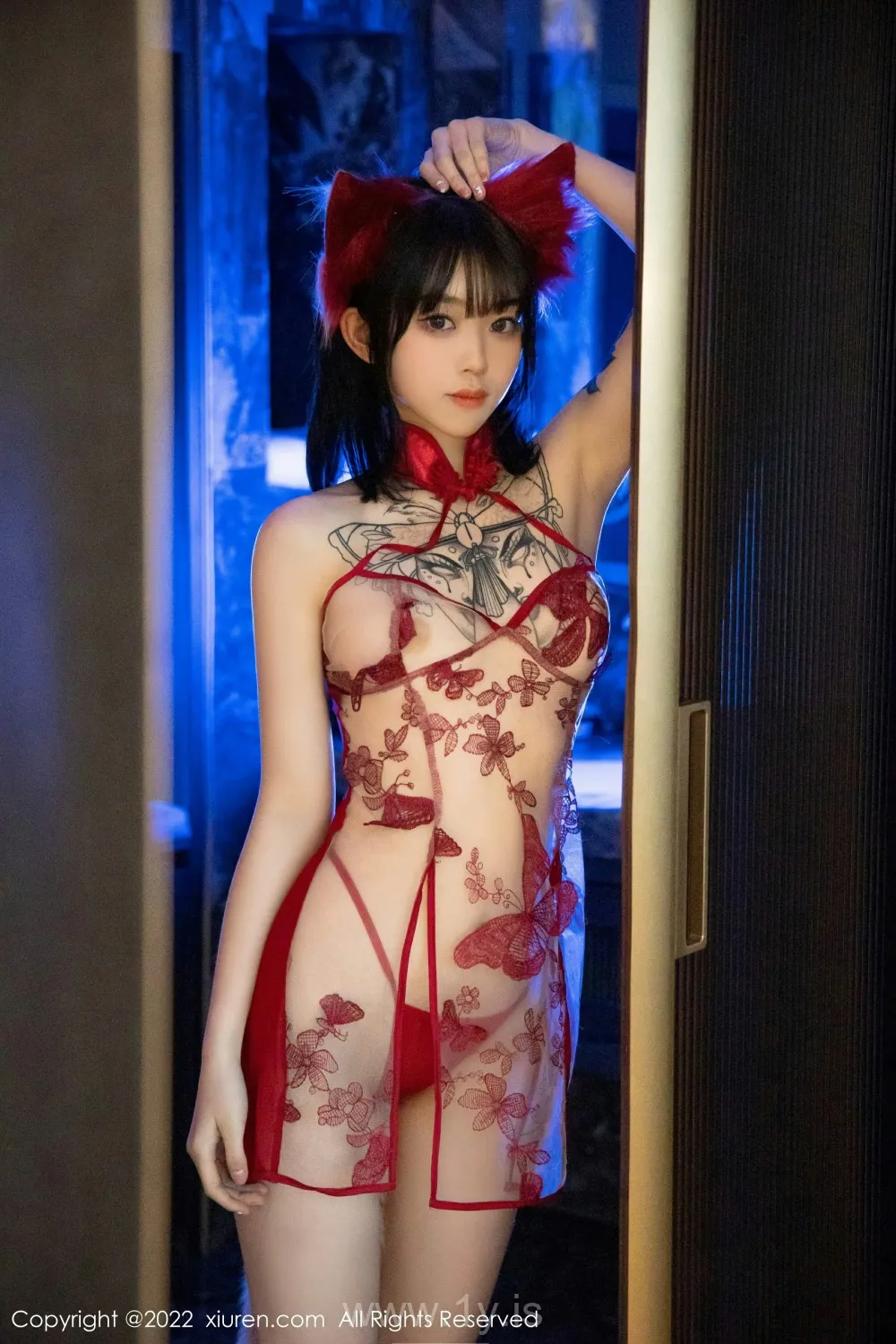 XIUREN(秀人网) NO.4634 Classy Asian Girl 奶瓶._性感小狐狸