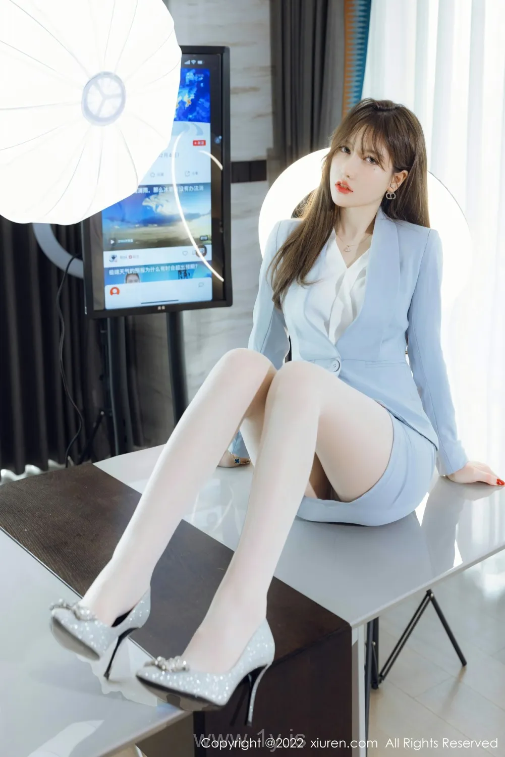 XIUREN(秀人网) NO.4658 Pretty & Elegant Asian Chick 美桃酱_制服系列