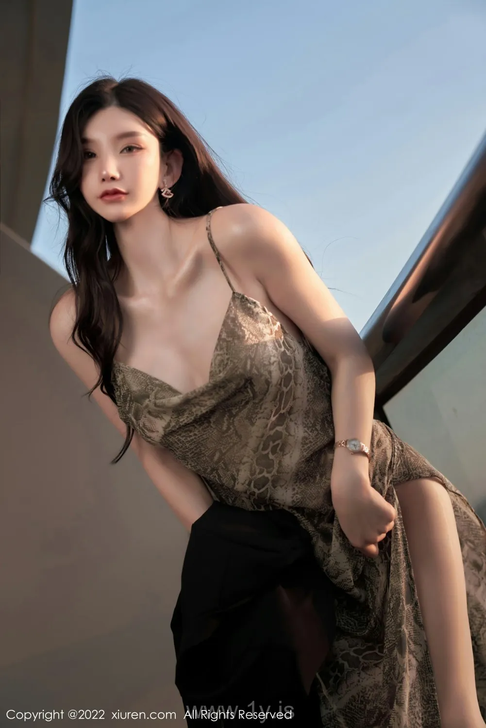 XIUREN(秀人网) NO.4676 Appealing & Lively Asian Hottie 周于希Sally_妩媚含情