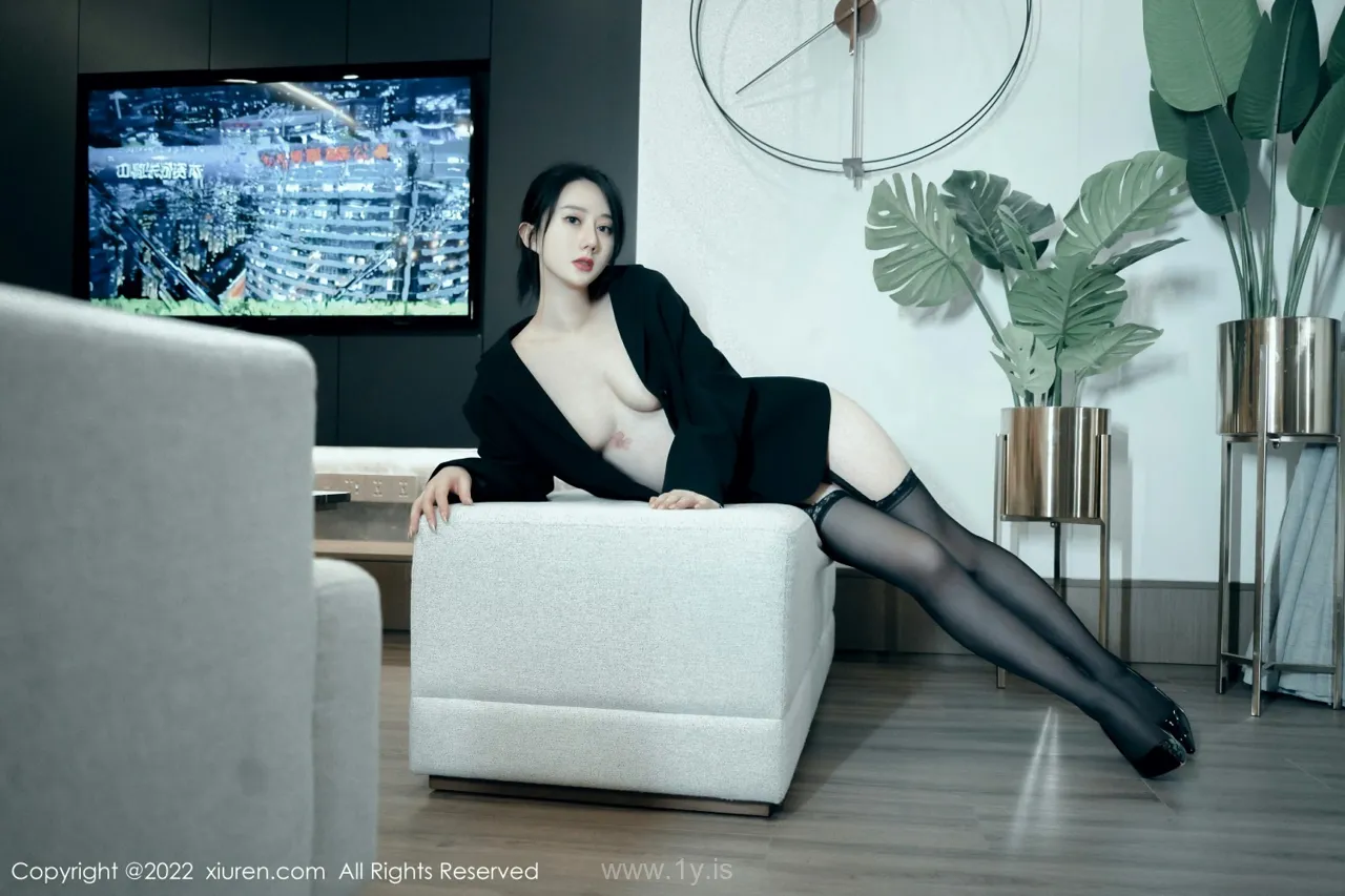 XIUREN(秀人网) NO.4801 Nice-looking & Lovely Chinese Belle 苏小曼babyface