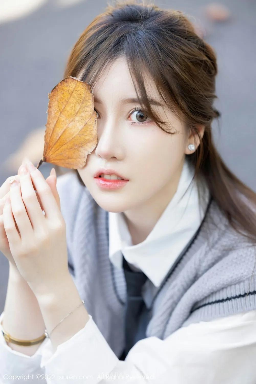 XIUREN(秀人网) NO.4896 Decent & Trendy Asian Belle 美桃酱