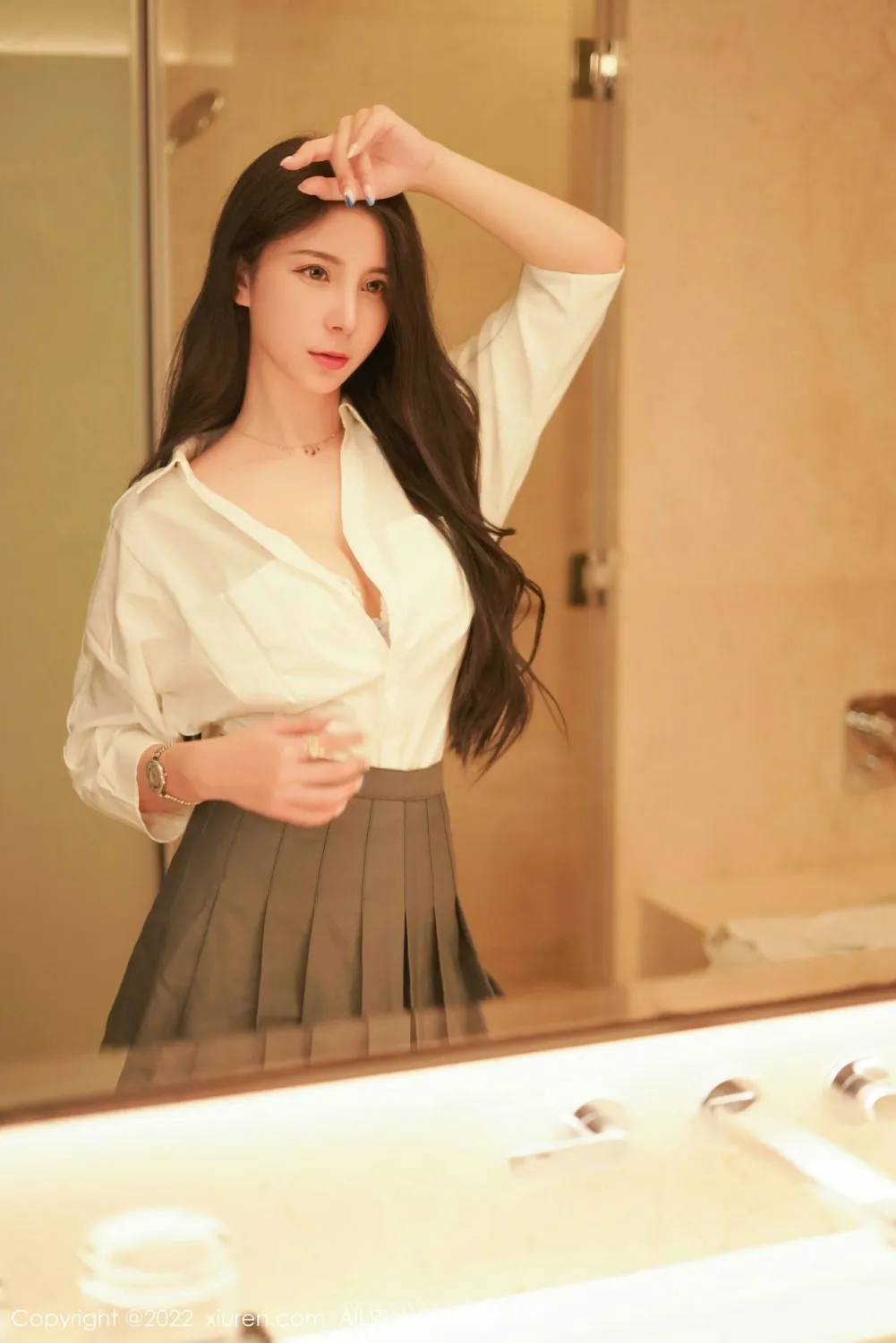 XIUREN(秀人网) NO.4918 Delightful Asian Babe 小蛮妖Yummy