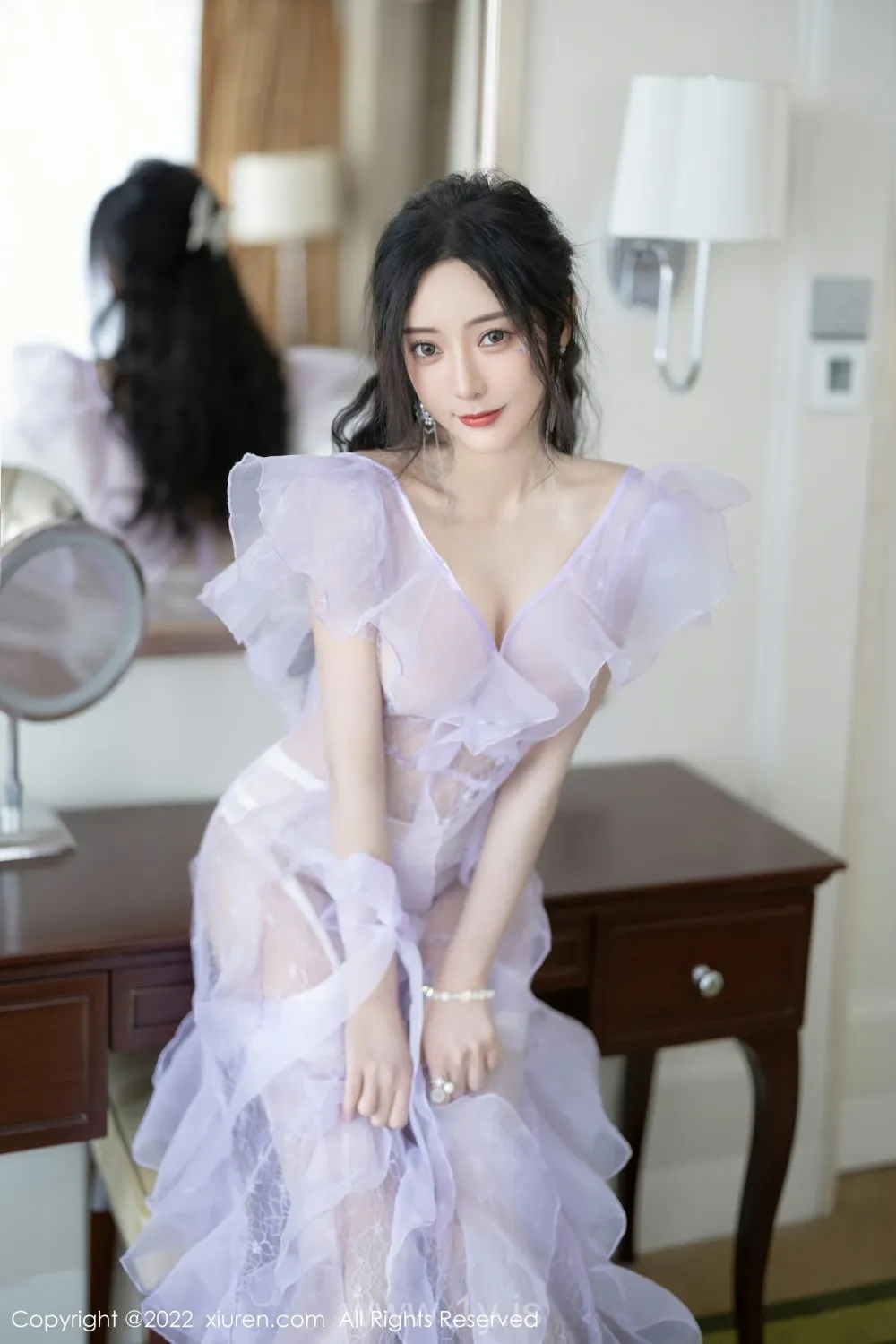 XIUREN(秀人网) NO.4949 Pretty & Charming Asian Hottie 王馨瑶yanni