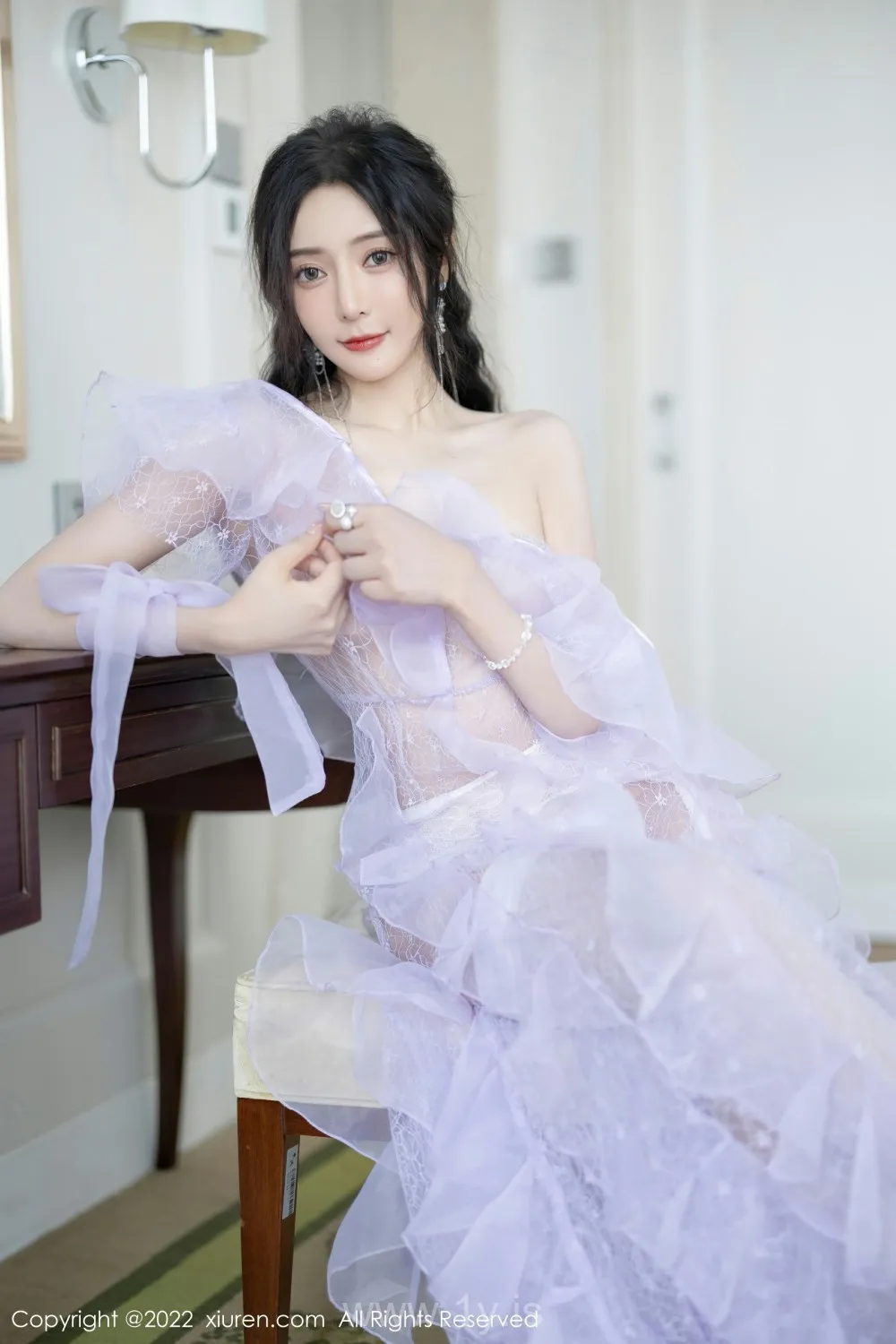 XIUREN(秀人网) NO.4949 Pretty & Charming Asian Hottie 王馨瑶yanni