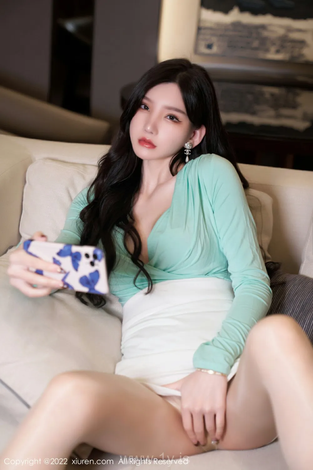 XIUREN(秀人网) NO.4951 Elegant & Trendy Chinese Women 周于希Sally