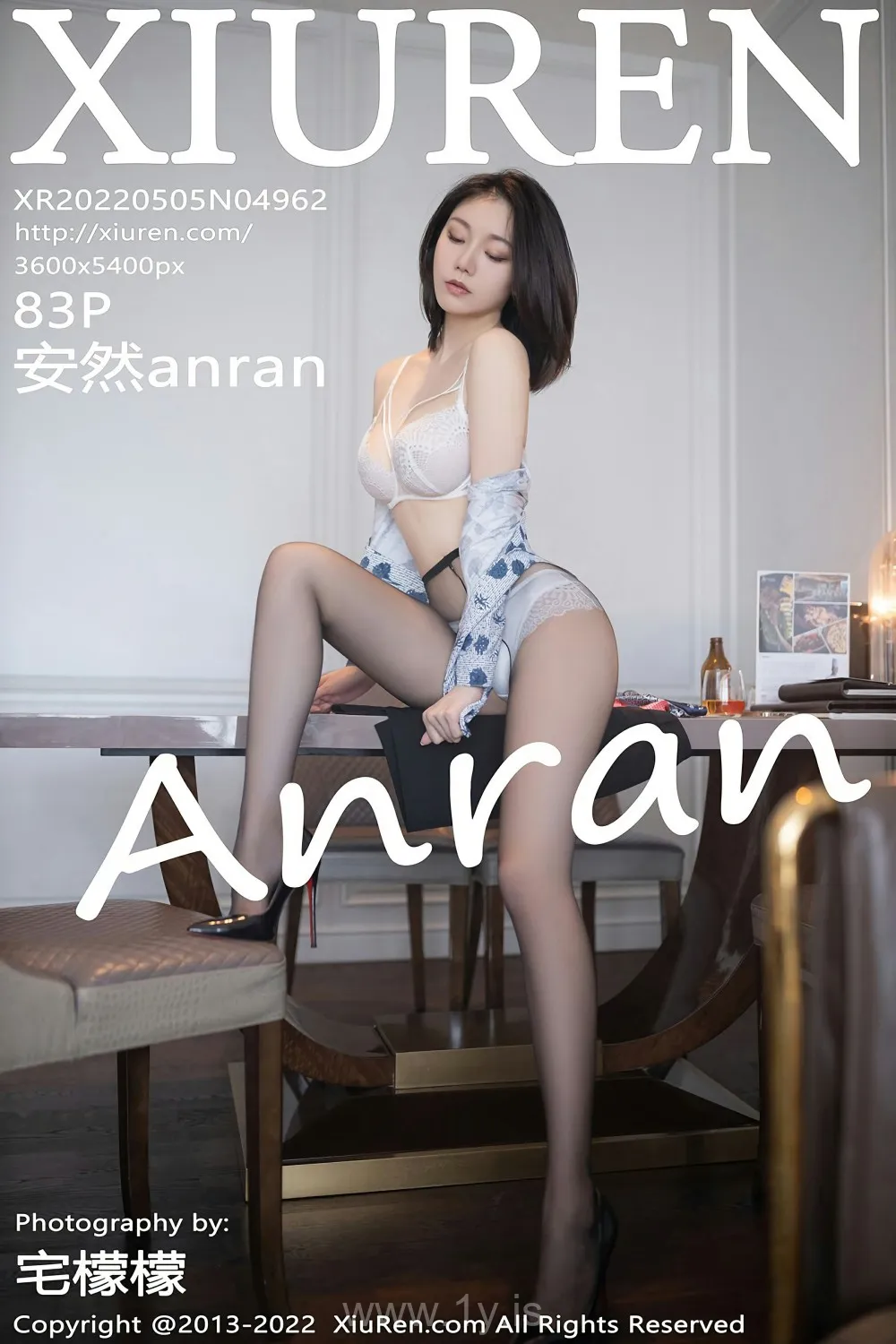 XIUREN(秀人网) NO.4962 Charming & Irresistible Chinese Babe 安然anran