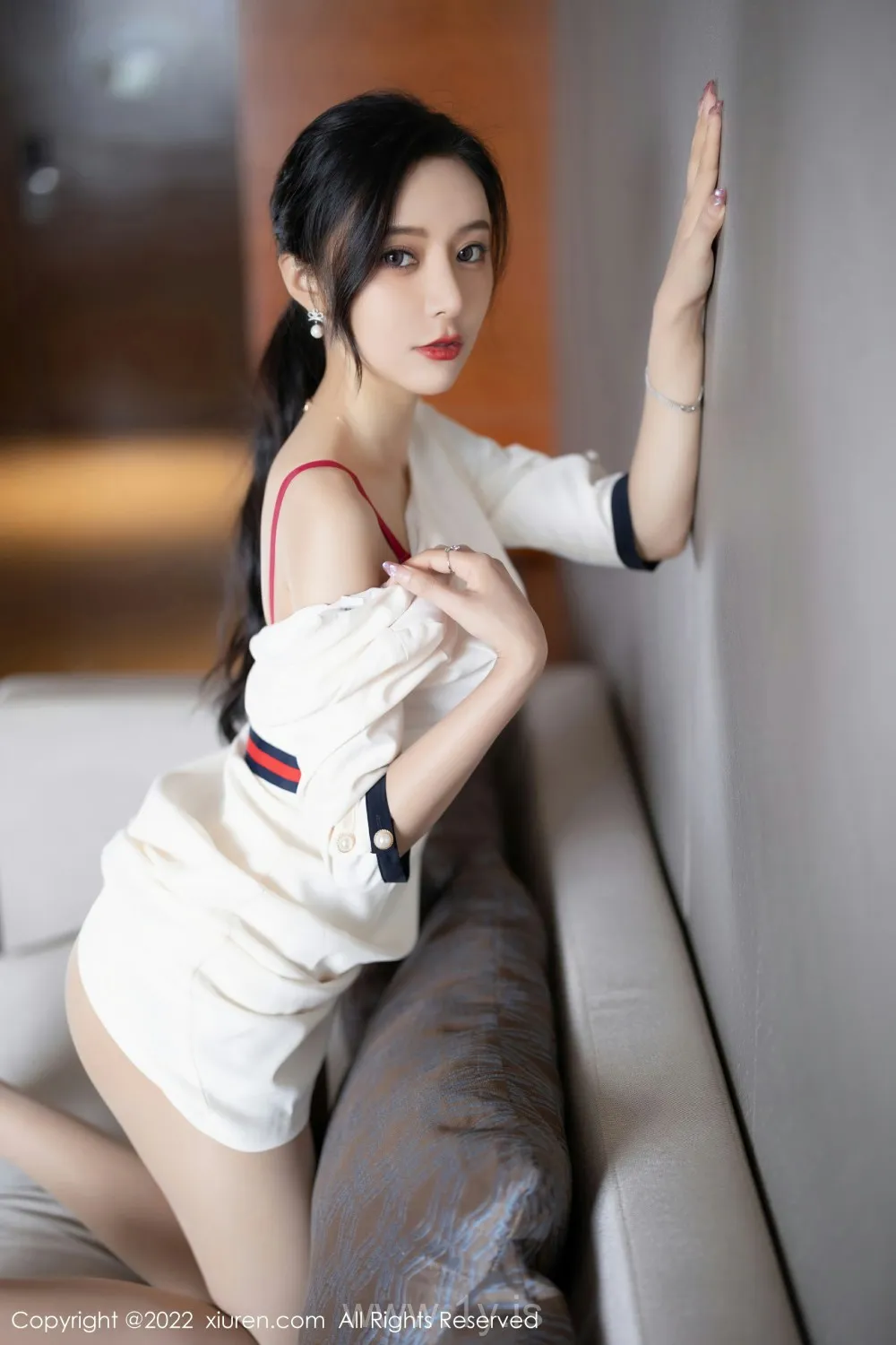 XIUREN(秀人网) NO.4963 Elegant Chinese Model 王馨瑶yanni