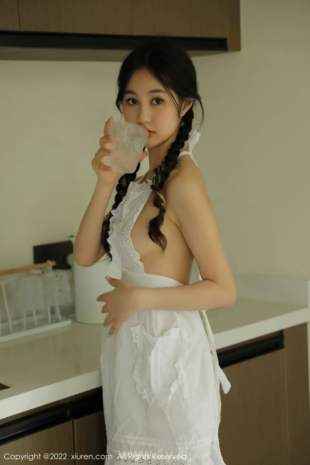 XIUREN(秀人网) NO.4992 Charming Chinese Mature Princess 谢晚晚