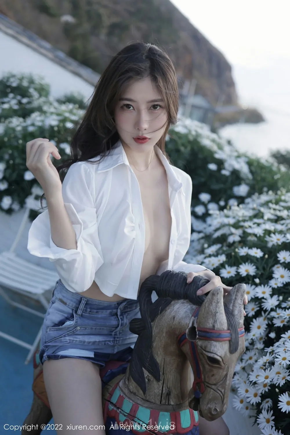 XIUREN(秀人网) NO.5013 Breathtaking Chinese Women 尹甜甜