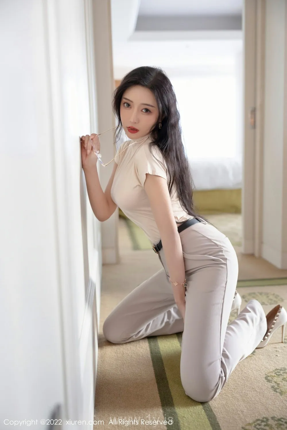 XIUREN(秀人网) NO.5015 Fancy Asian Women 王馨瑶yanni