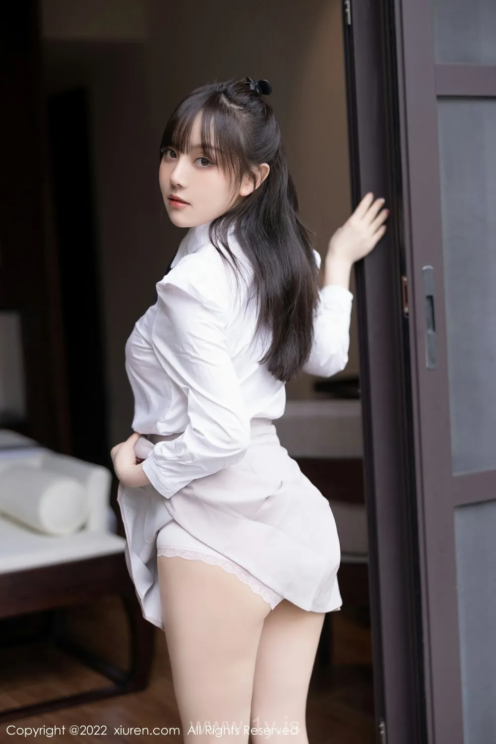 XIUREN(秀人网) NO.5060 Cute & Breathtaking Asian Girl 豆瓣酱