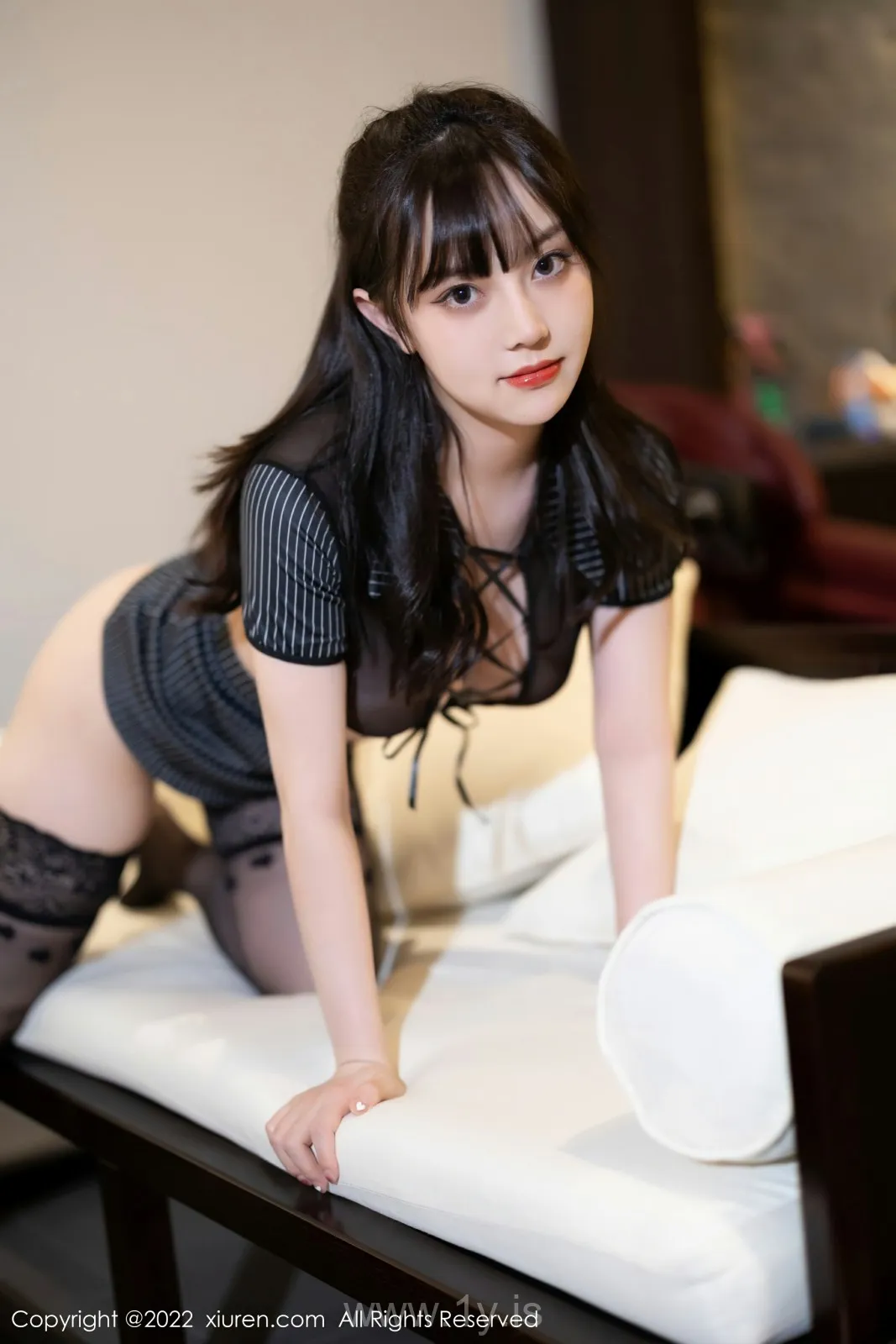 XIUREN(秀人网) NO.5122 Attractive & Refined Asian Babe 豆瓣酱