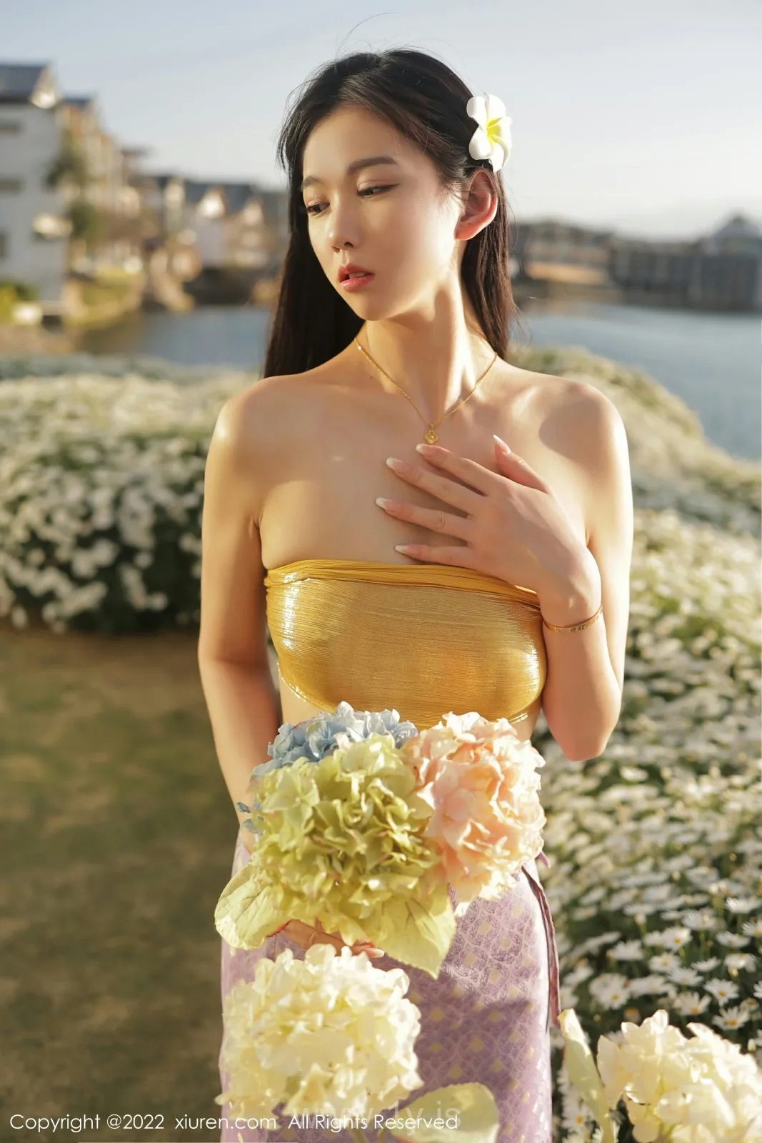 XIUREN(秀人网) NO.5135 Nice-looking & Well-developed Asian Girl 李雅柔182CM