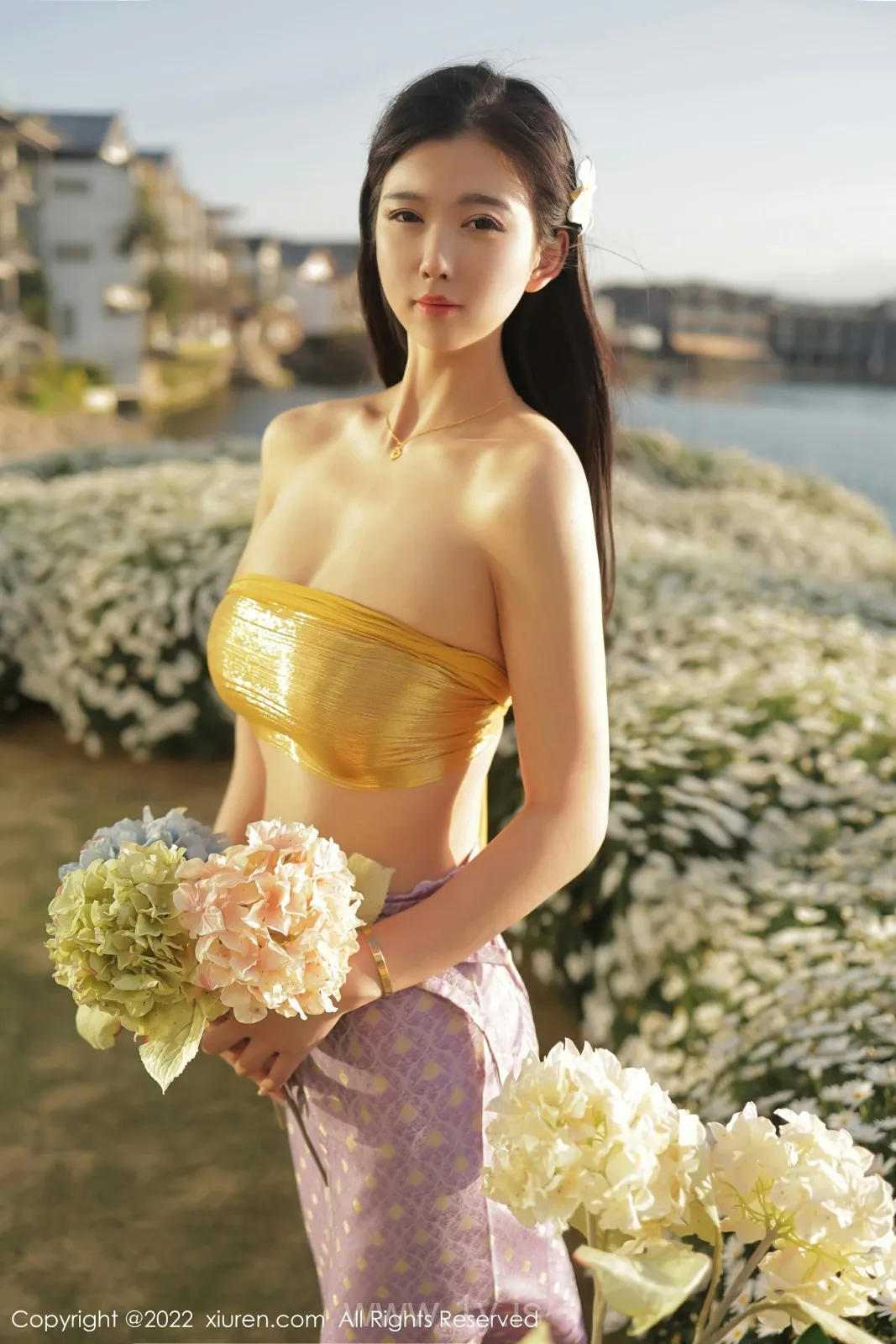 XIUREN(秀人网) NO.5135 Nice-looking & Well-developed Asian Girl 李雅柔182CM