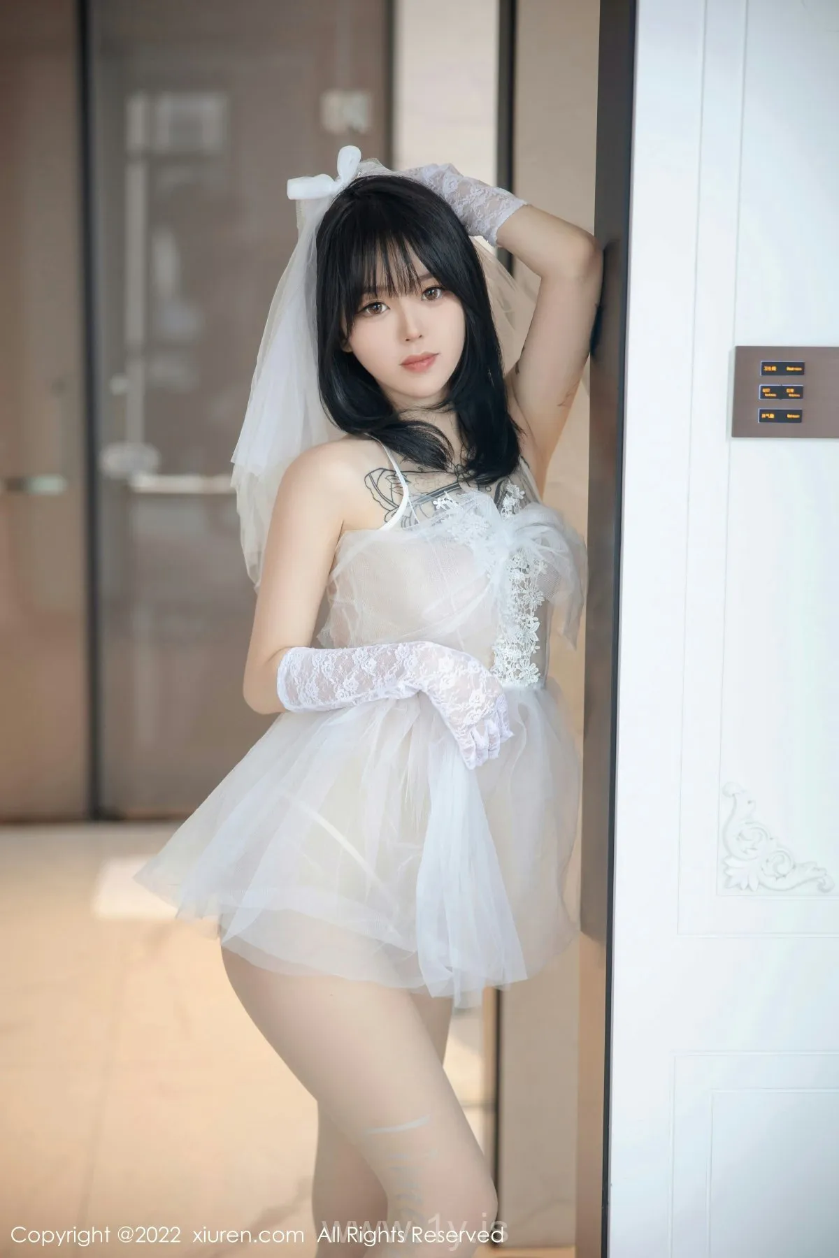 XIUREN(秀人网) NO.5212 Stunning Asian Girl 奶瓶