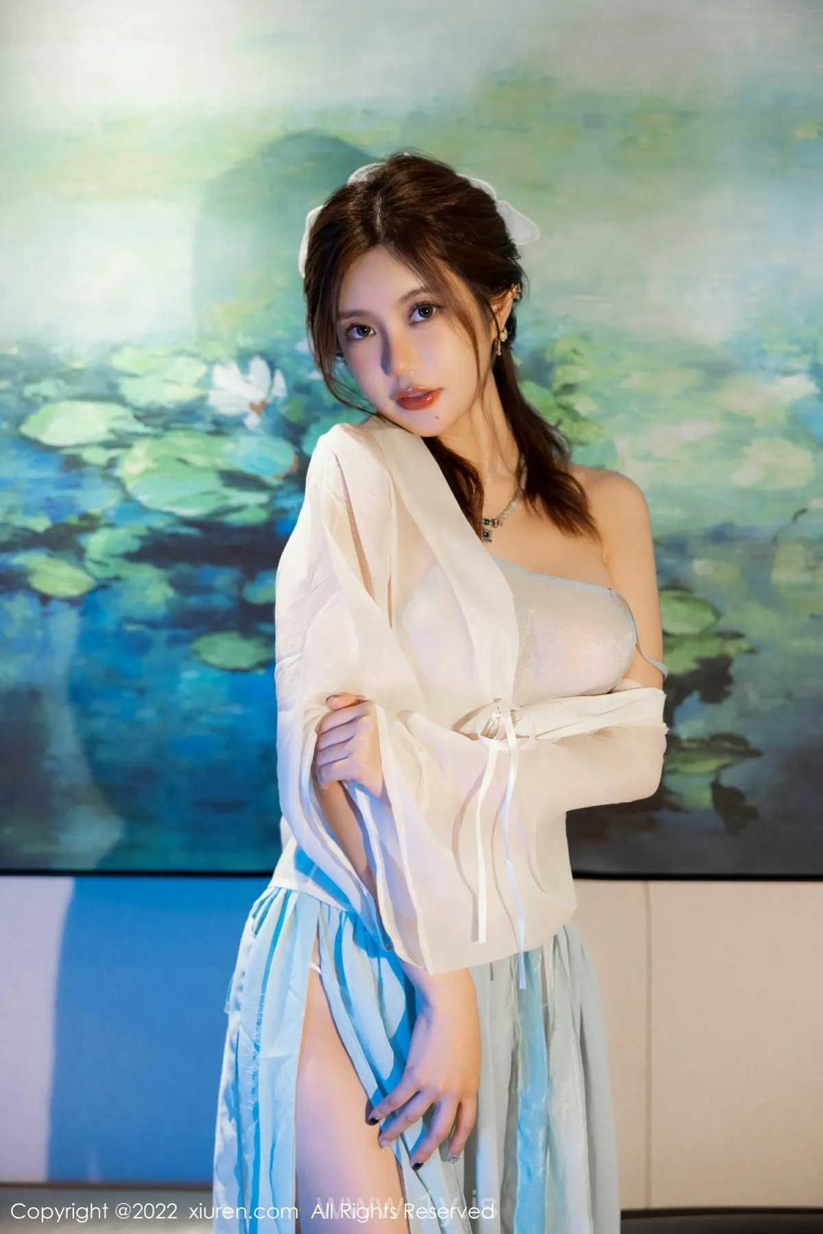 XIUREN(秀人网) NO.5219 Lovely & Nice-looking Chinese Beauty 绮里嘉ula