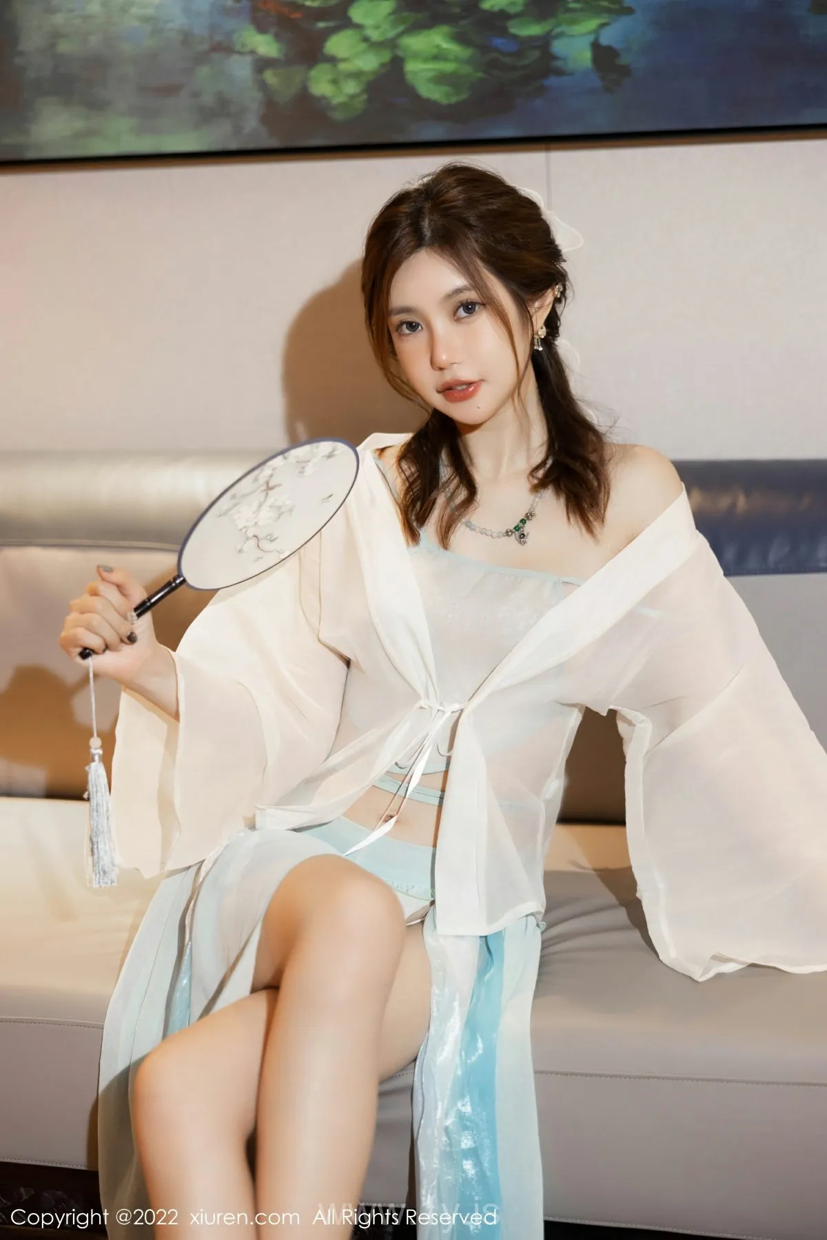 XIUREN(秀人网) NO.5219 Lovely & Nice-looking Chinese Beauty 绮里嘉ula