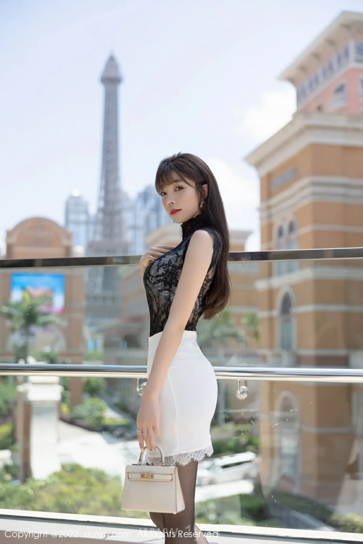 XIUREN(秀人网) NO.5220 Cute Chinese Hottie 芝芝Booty