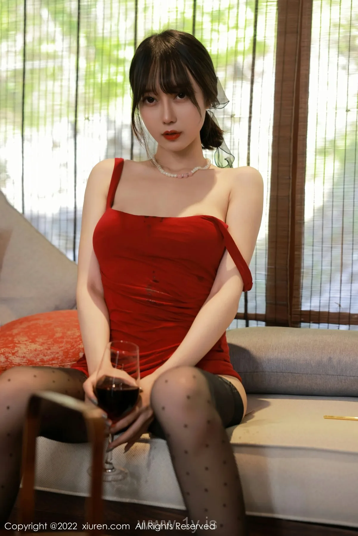 XIUREN(秀人网) NO.5231 Hot & Stylish Chinese Mature Princess 玥儿玥er