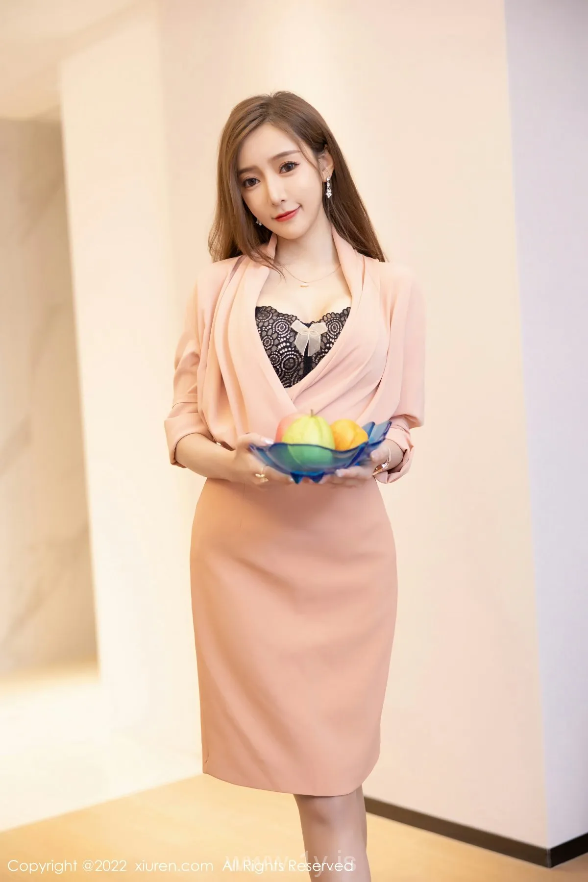 XIUREN(秀人网) NO.5257 Knockout & Lovely Asian Model 王馨瑶yanni