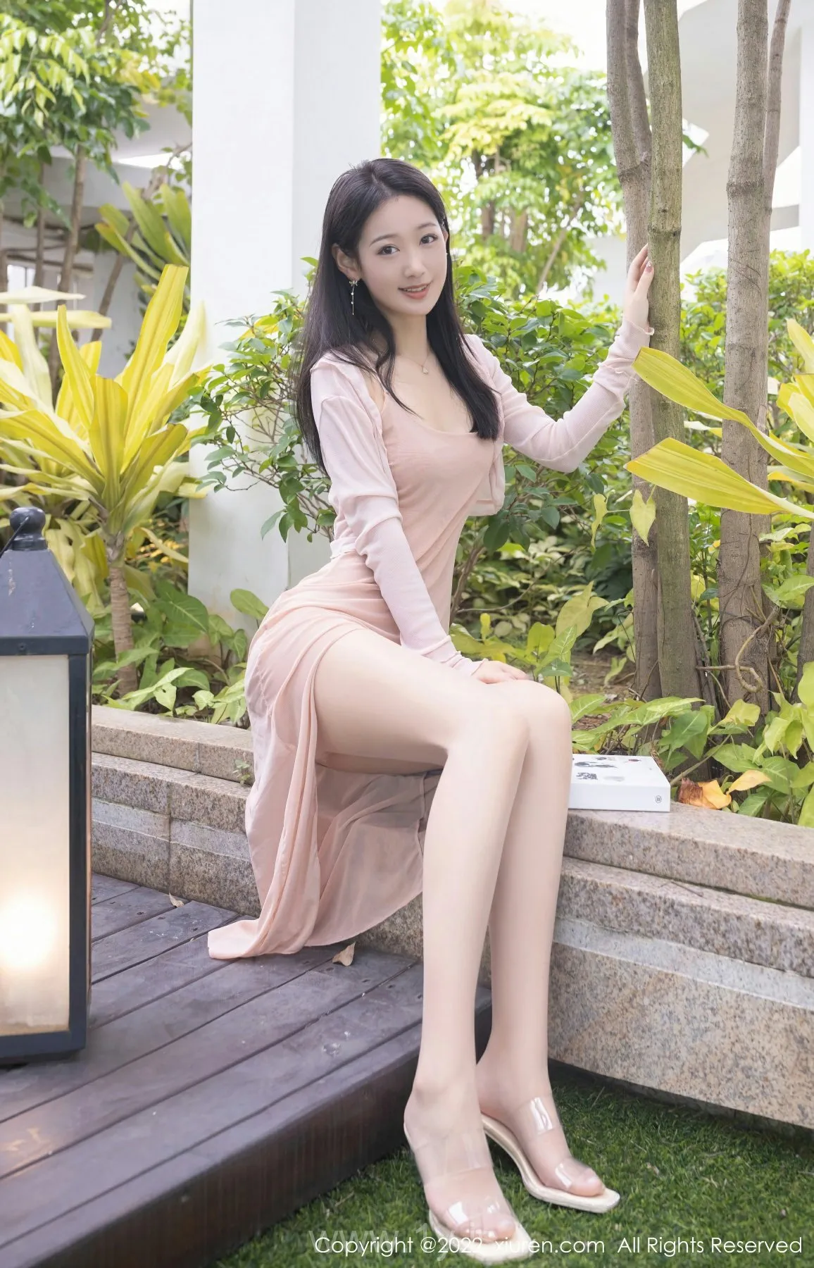 XIUREN(秀人网) NO.5293 Lively & Attractive Asian Girl 唐安琪