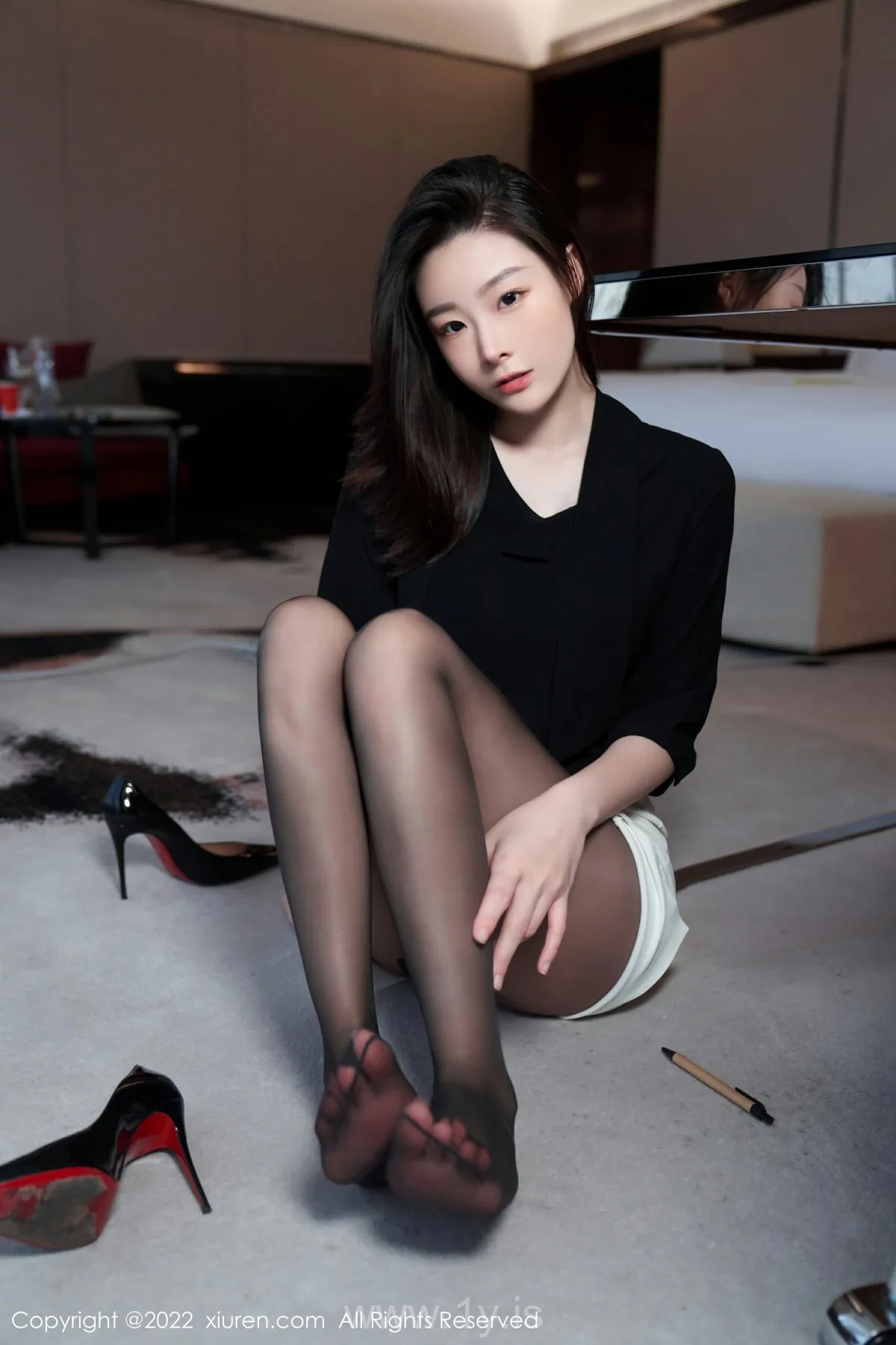 XIUREN(秀人网) No.5312 Adorable & Lovely Asian Girl 是小逗逗