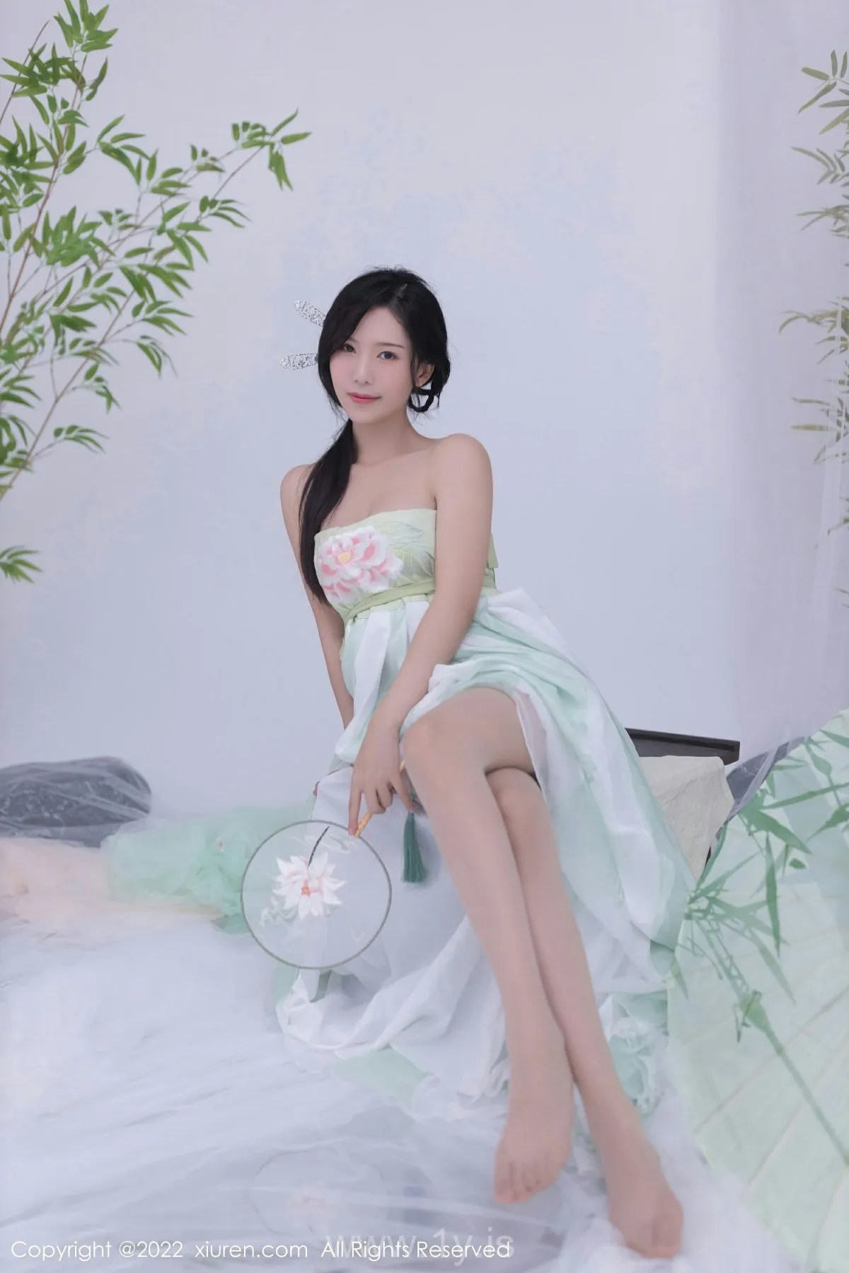 XIUREN(秀人网) No.5345 Cute & Charming Asian Goddess 利世