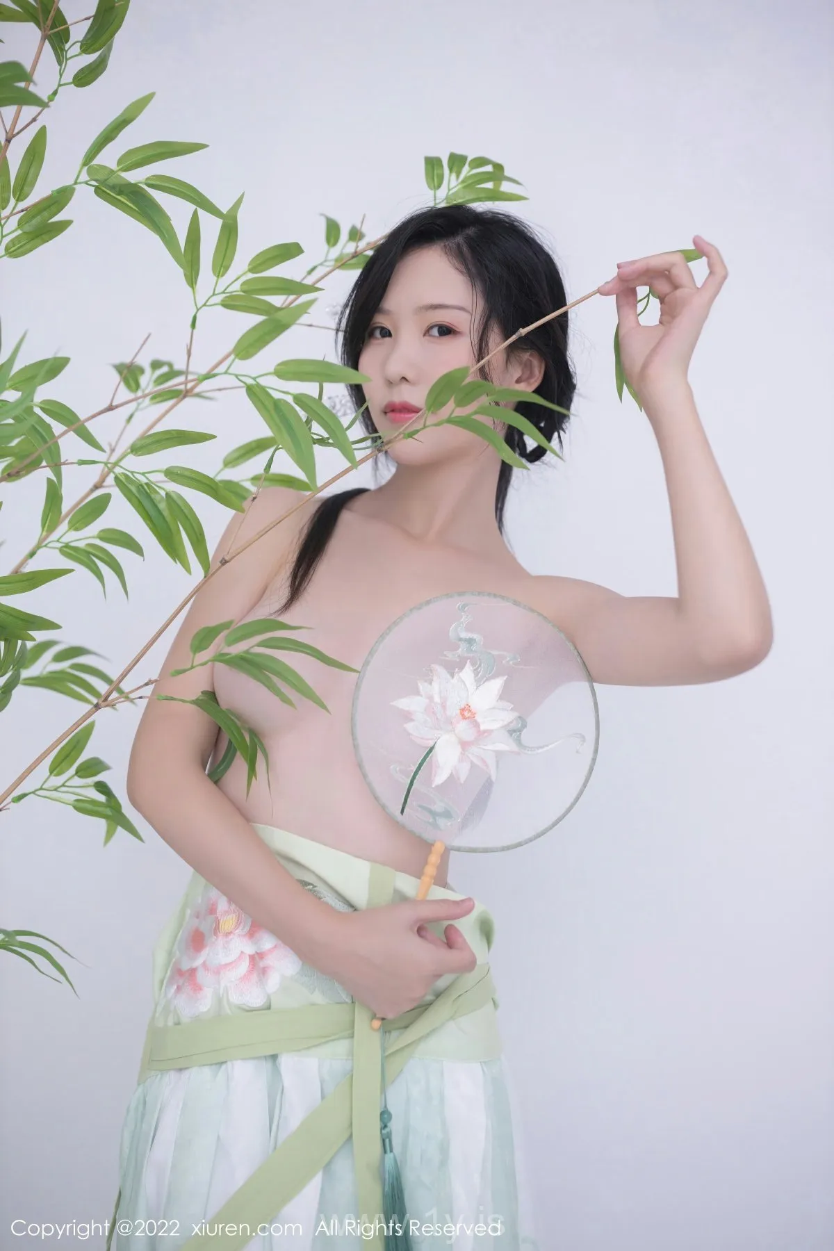 XIUREN(秀人网) No.5345 Cute & Charming Asian Goddess 利世