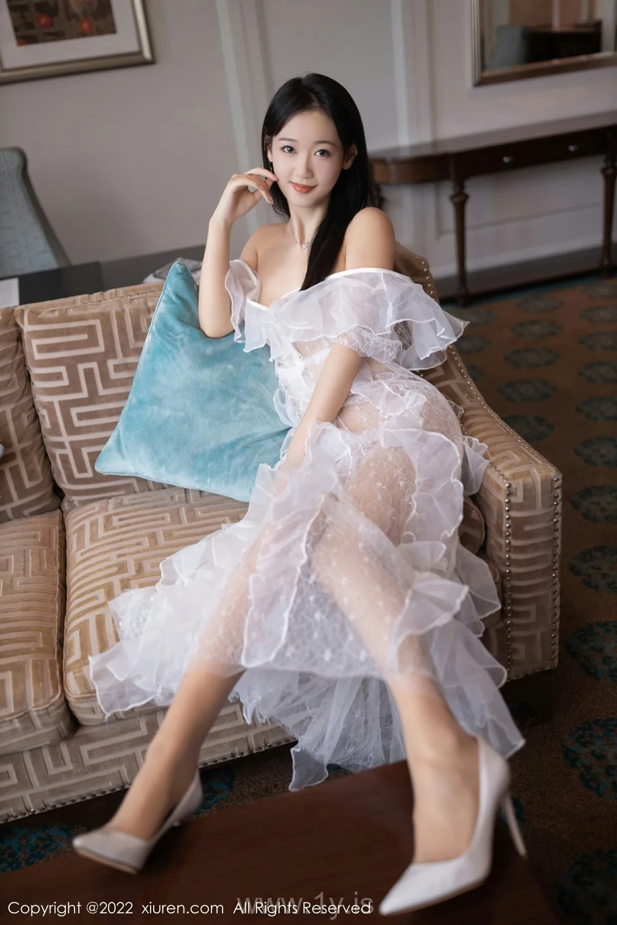 XIUREN(秀人网) No.5380 Breathtaking Chinese Girl 唐安琪
