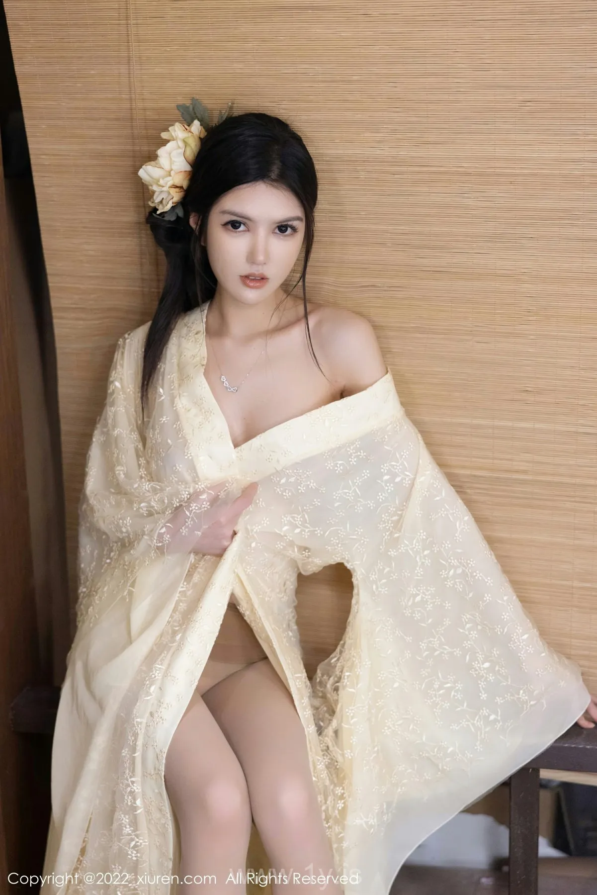 XIUREN(秀人网) No.5387 Refined Asian Goddess 媛媛酱belle