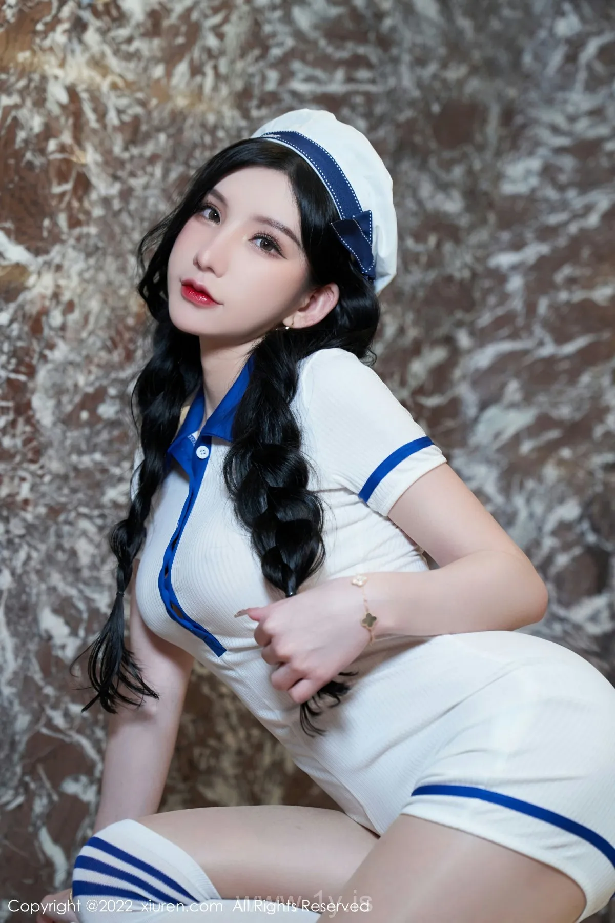XIUREN(秀人网) No.5397 Nice-looking & Refined Asian Goddess 周于希Sally
