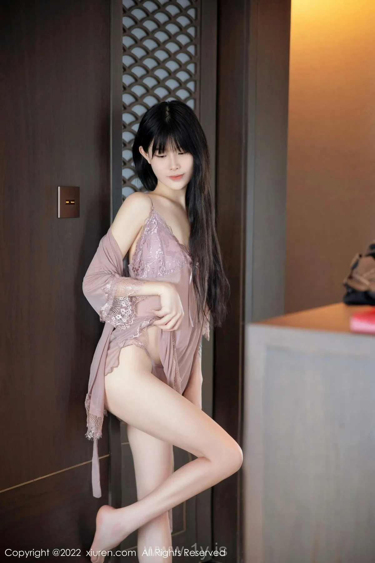 XIUREN(秀人网) No.5408 Trendy Asian Homebody Girl 77qiqi