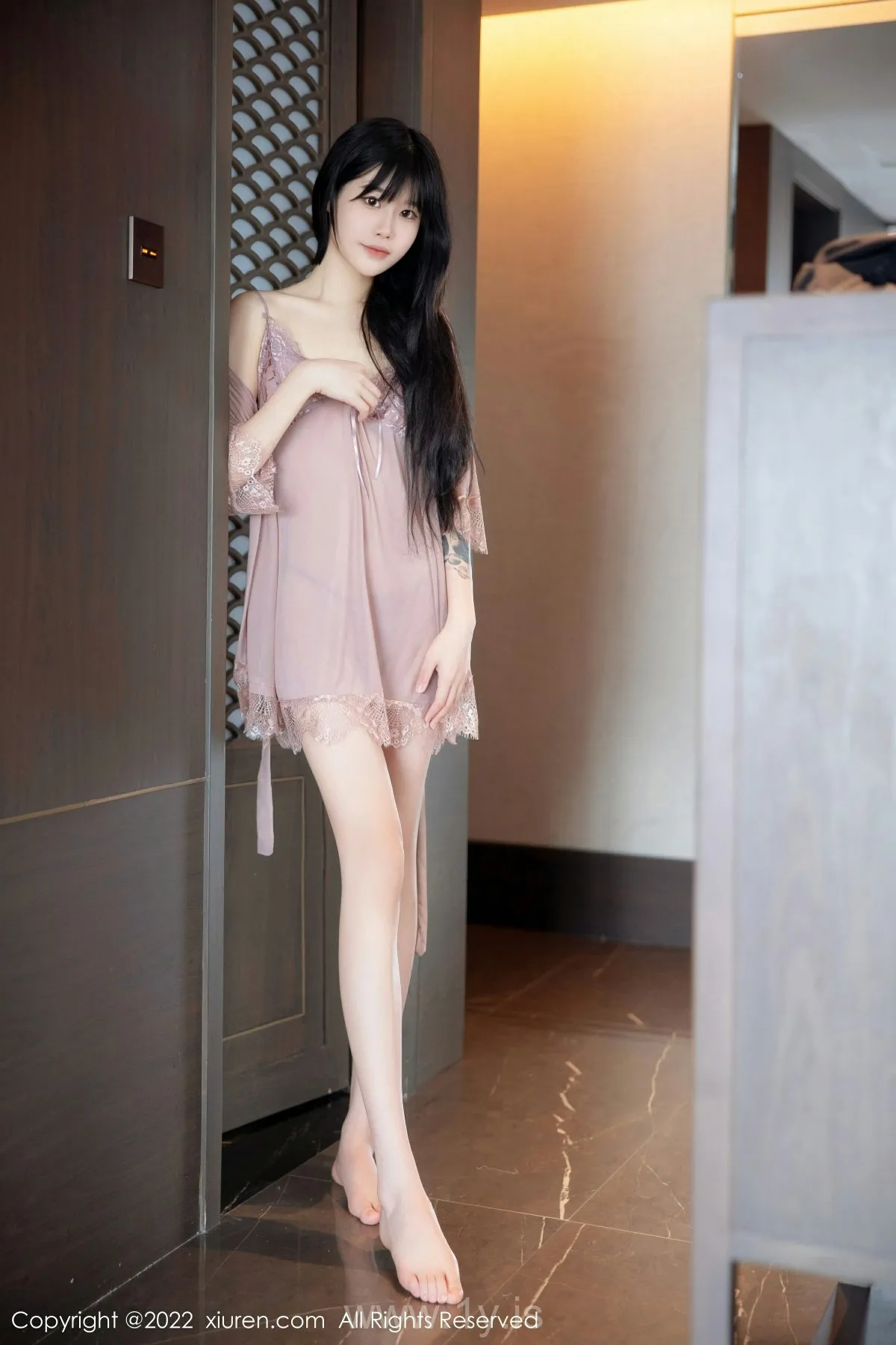 XIUREN(秀人网) No.5408 Trendy Asian Homebody Girl 77qiqi