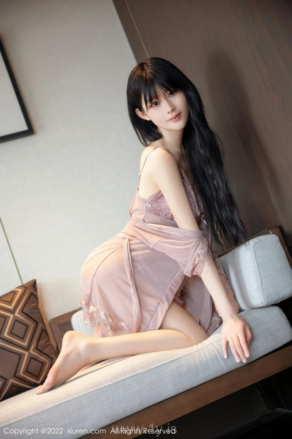 XIUREN(秀人网) No.5408 Trendy Asian Homebody Girl 77qiqi