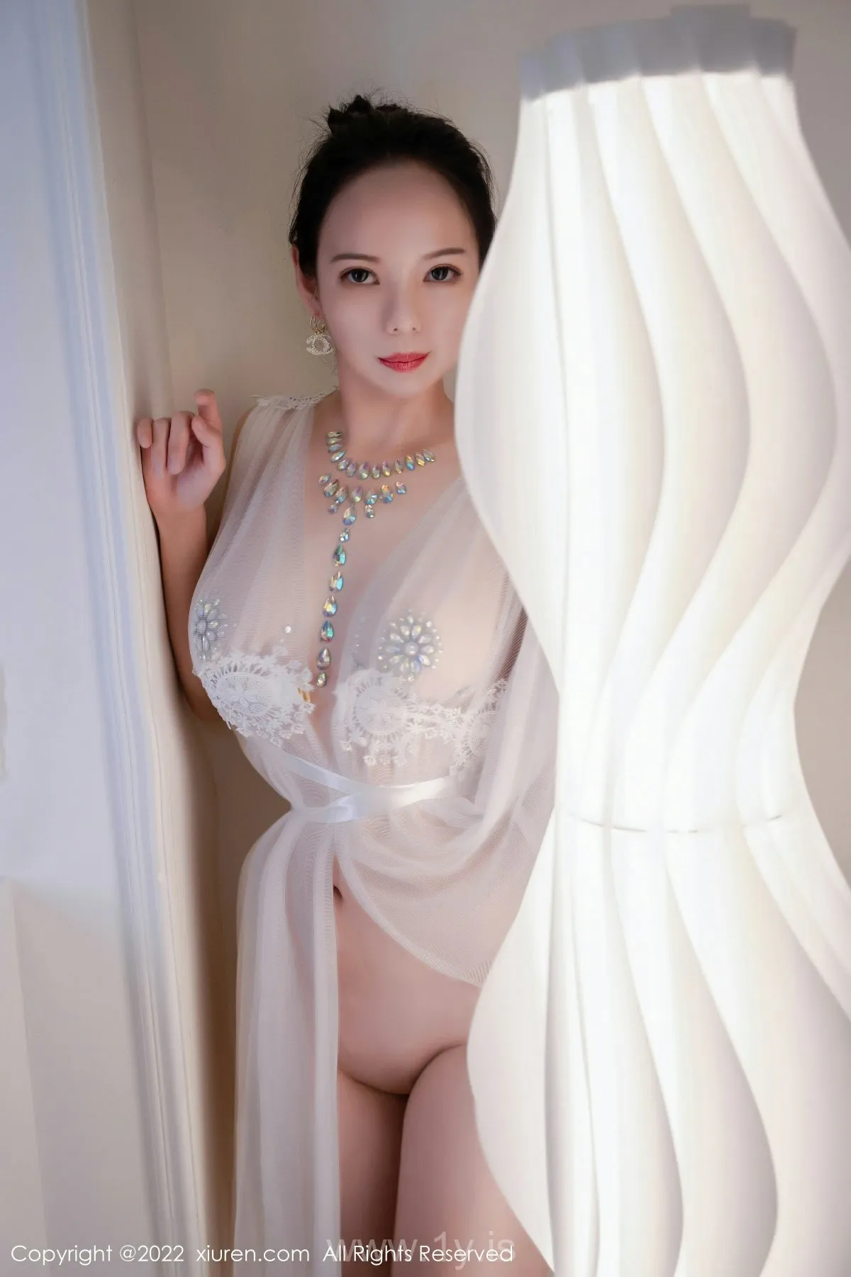 XIUREN(秀人网) No.5434 Extraordinary & Slender Chinese Homebody Girl 大美妞儿