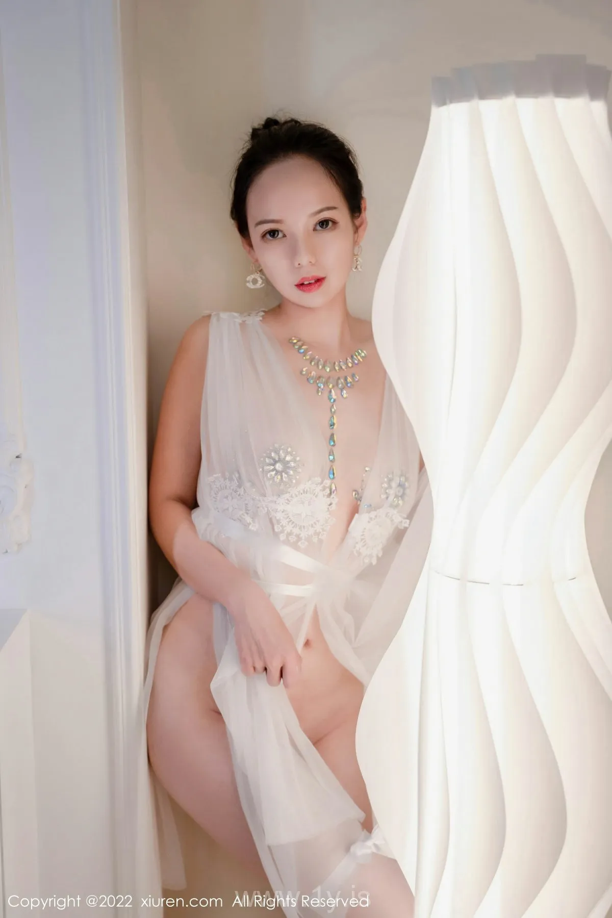 XIUREN(秀人网) No.5434 Extraordinary & Slender Chinese Homebody Girl 大美妞儿