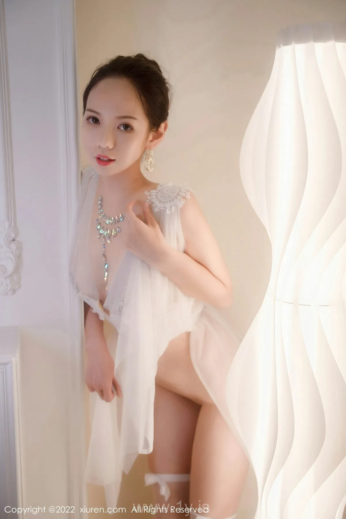 XIUREN(秀人网) No.5434 Extraordinary & Slender Chinese Homebody Girl 大美妞儿