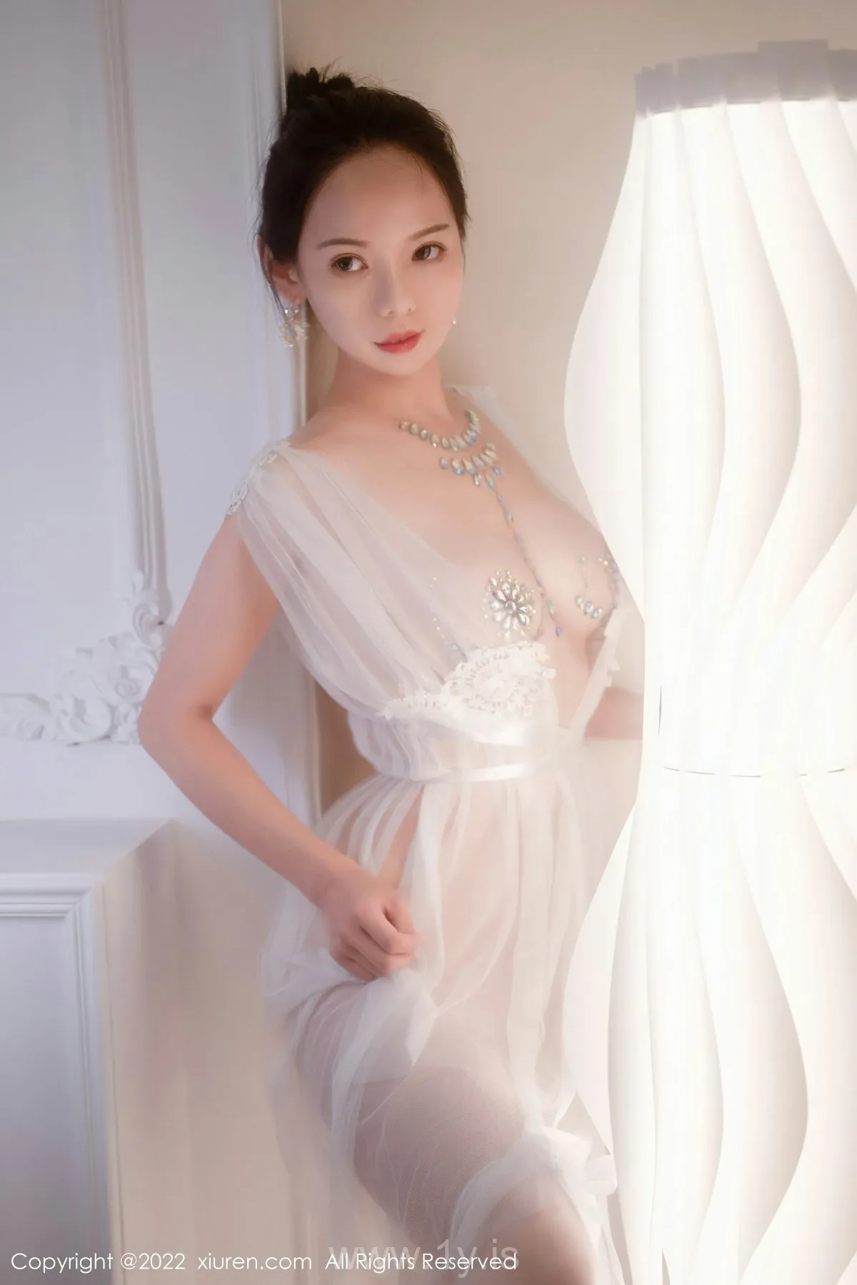 XIUREN(秀人网) No.5434 Extraordinary & Slender Chinese Homebody Girl 大美妞儿